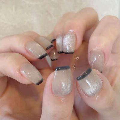 フレンチネイル＋マグネットネイル🧲😍