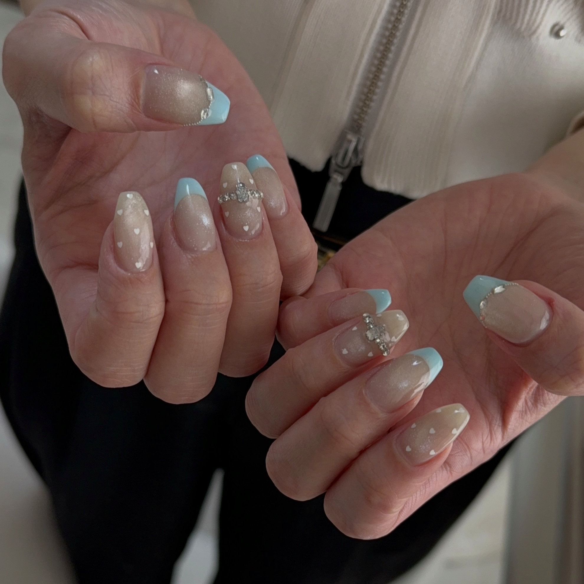 Bi_nail