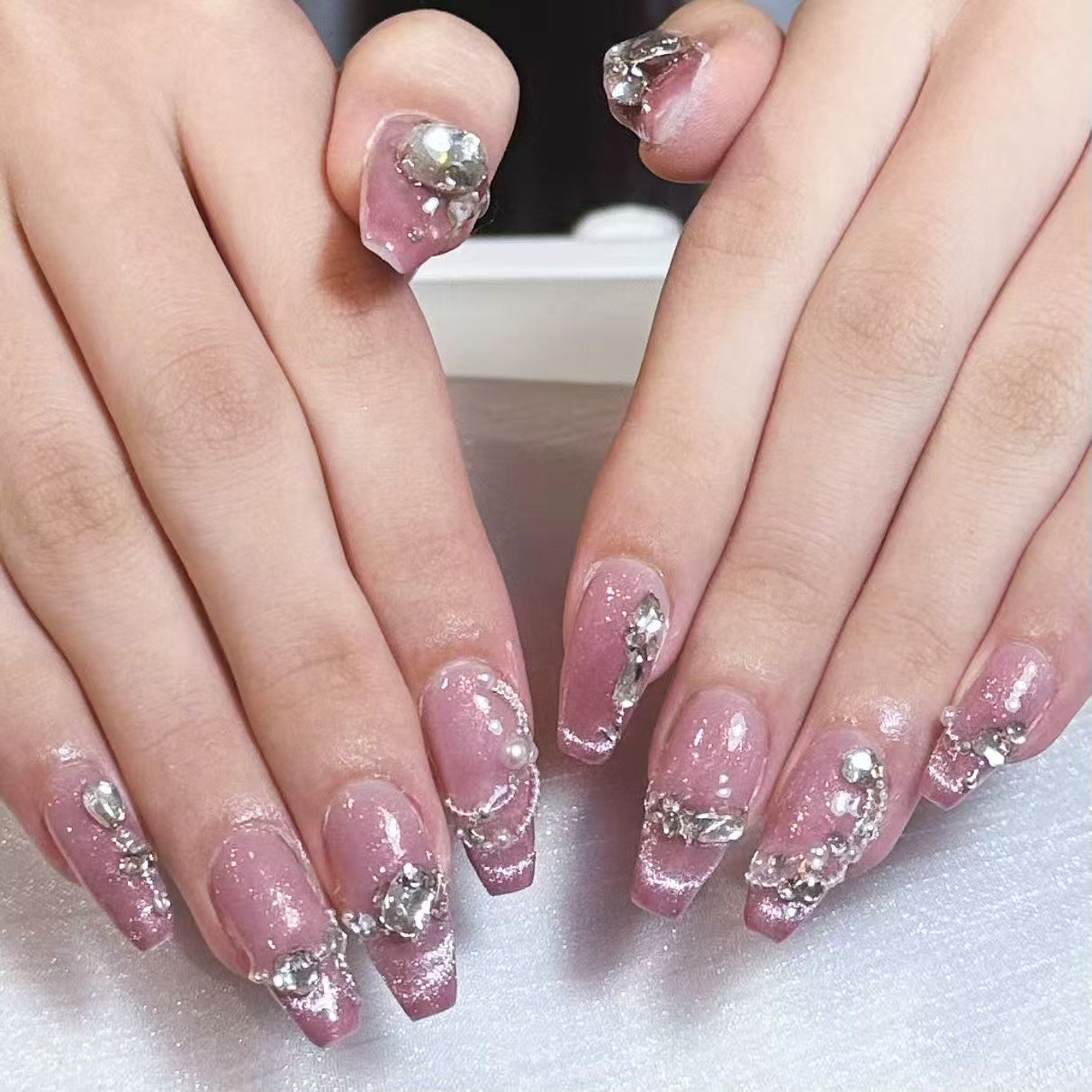 LUMINA_NAIL..