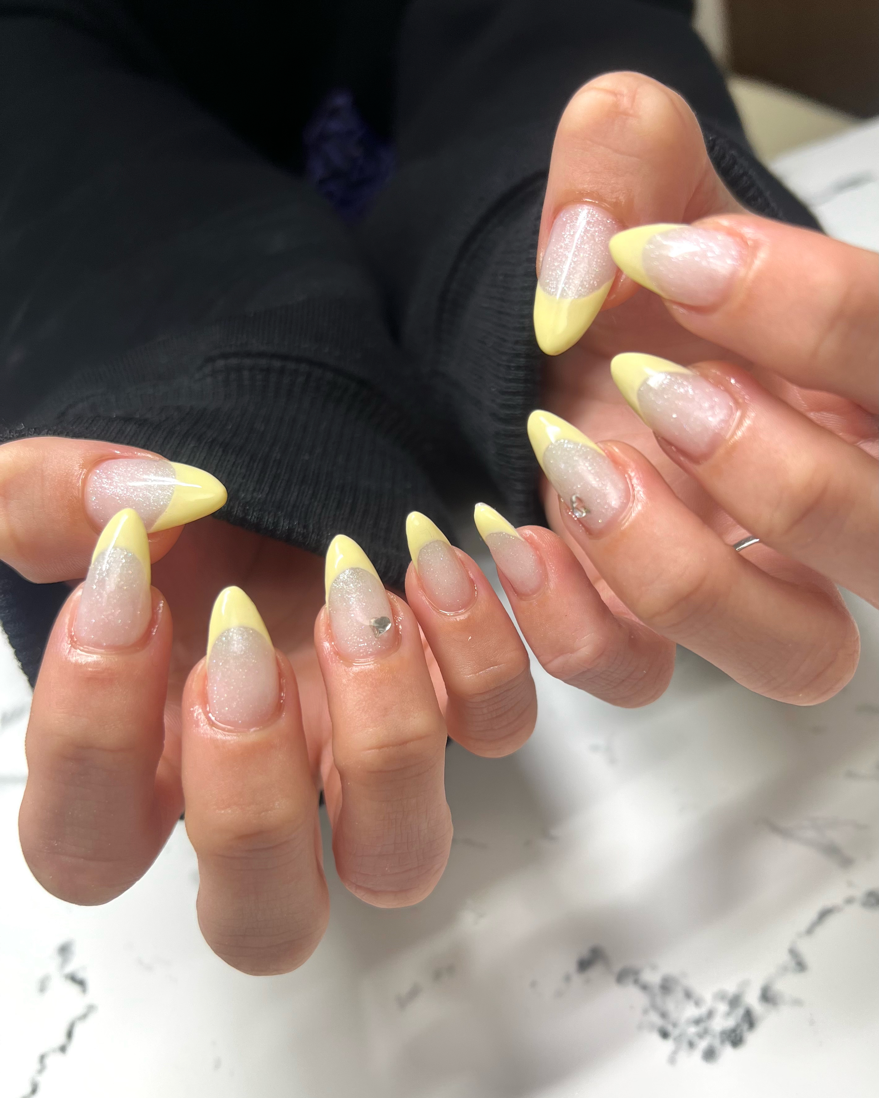 rays_nail.salon