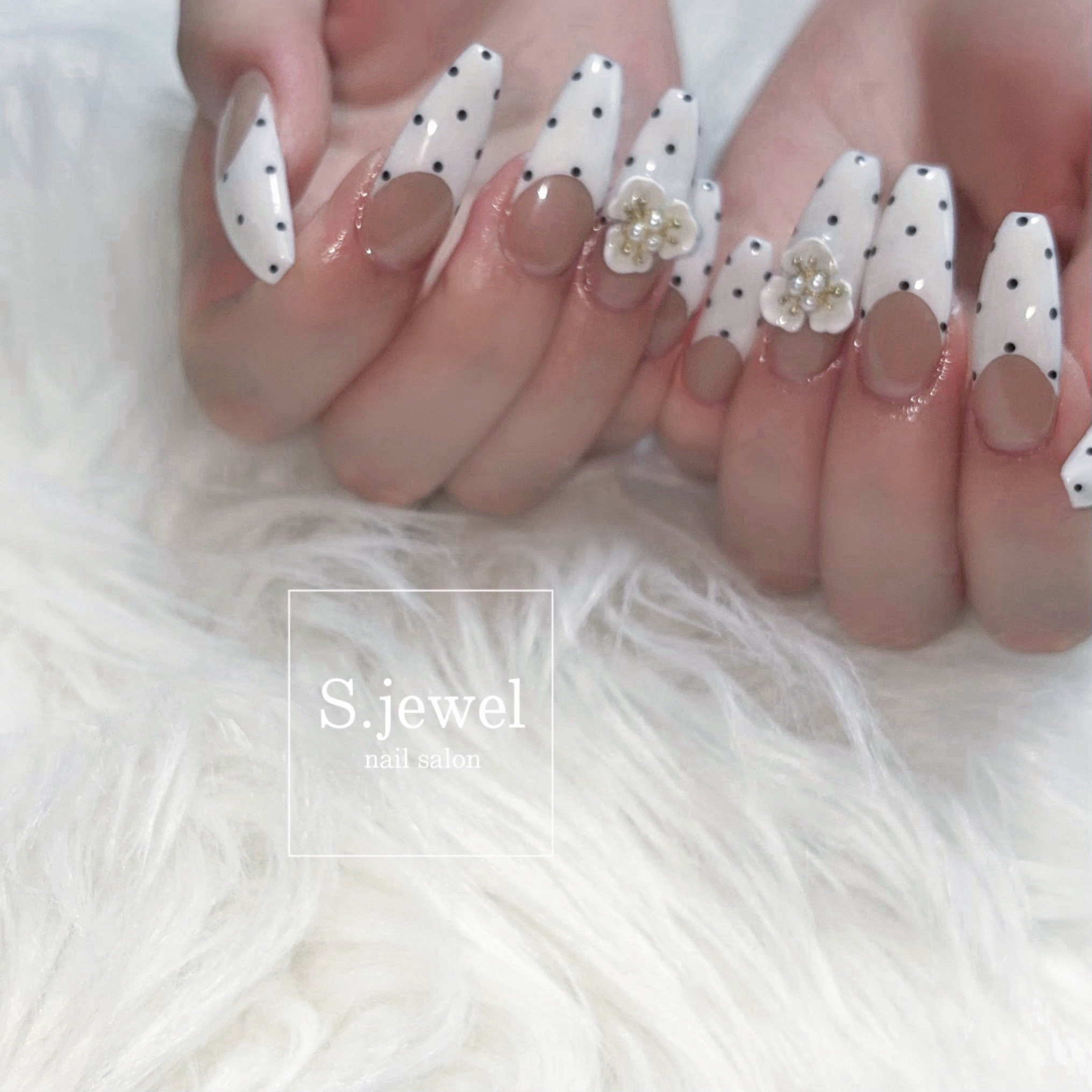S.JEWEL