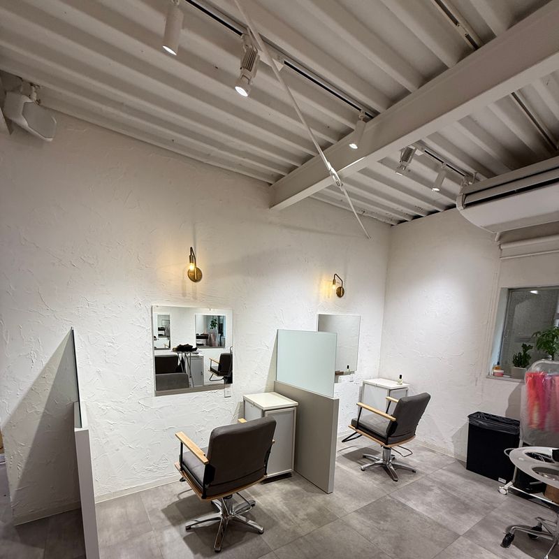esSALON