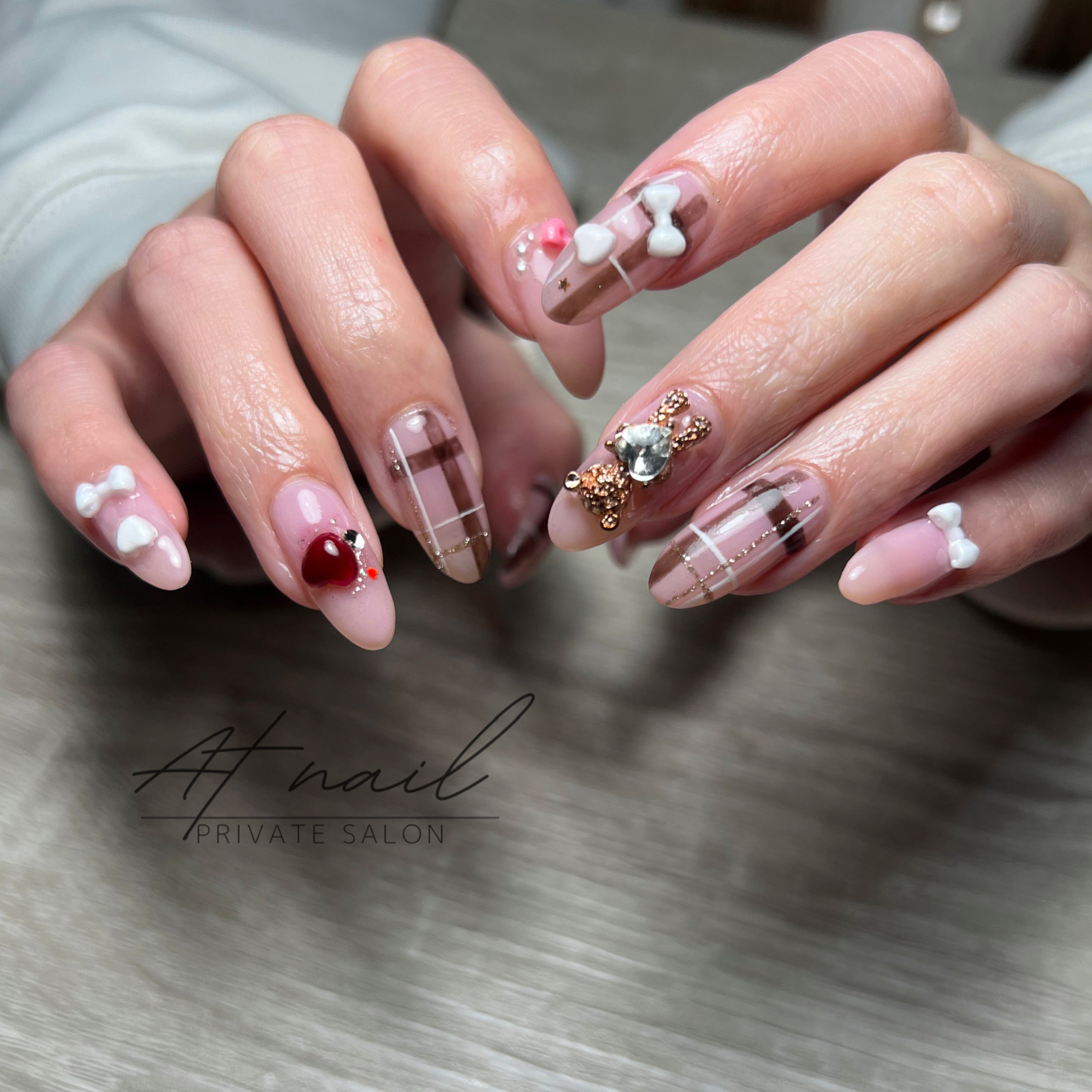 at_nail