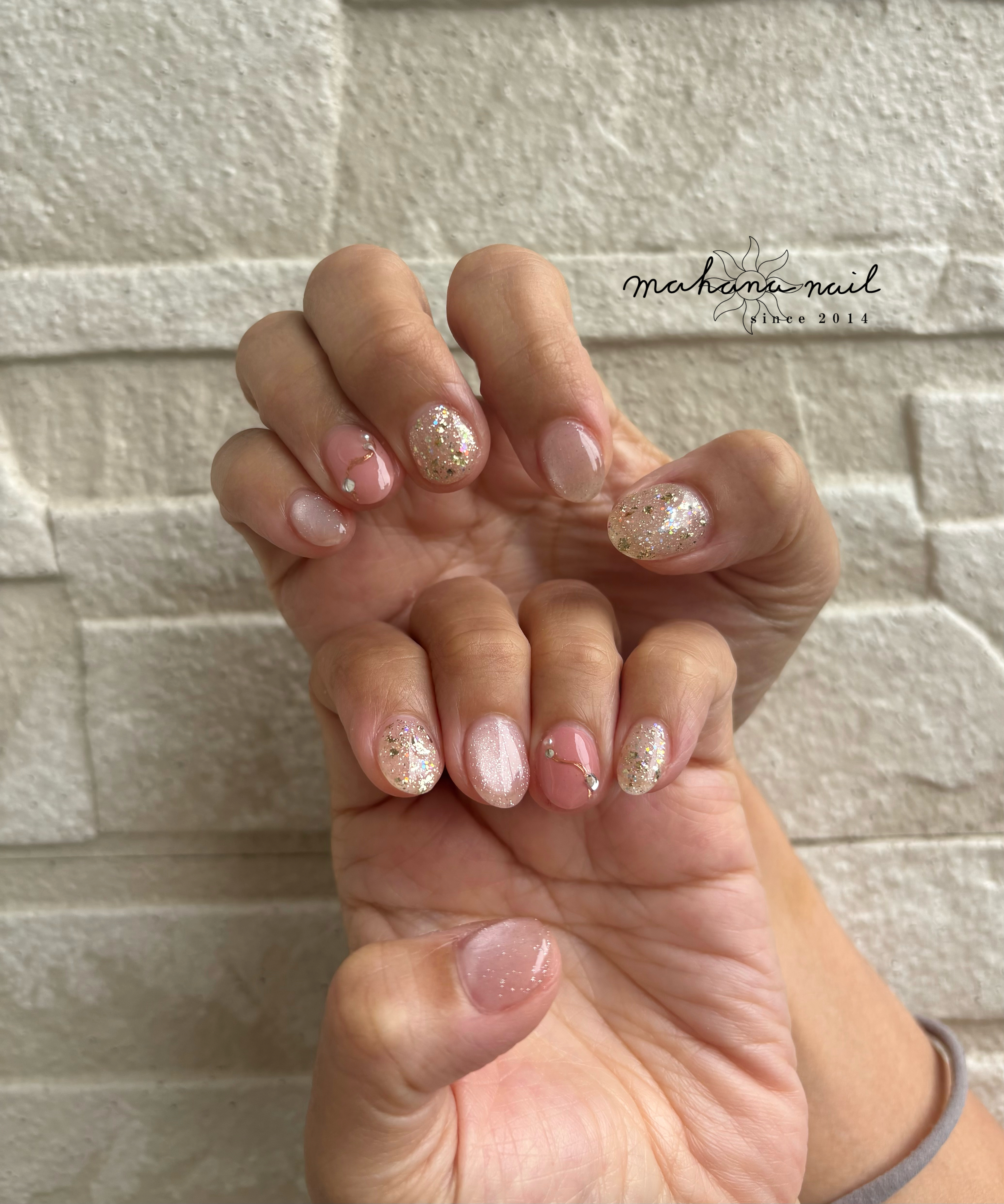 mahana_nail