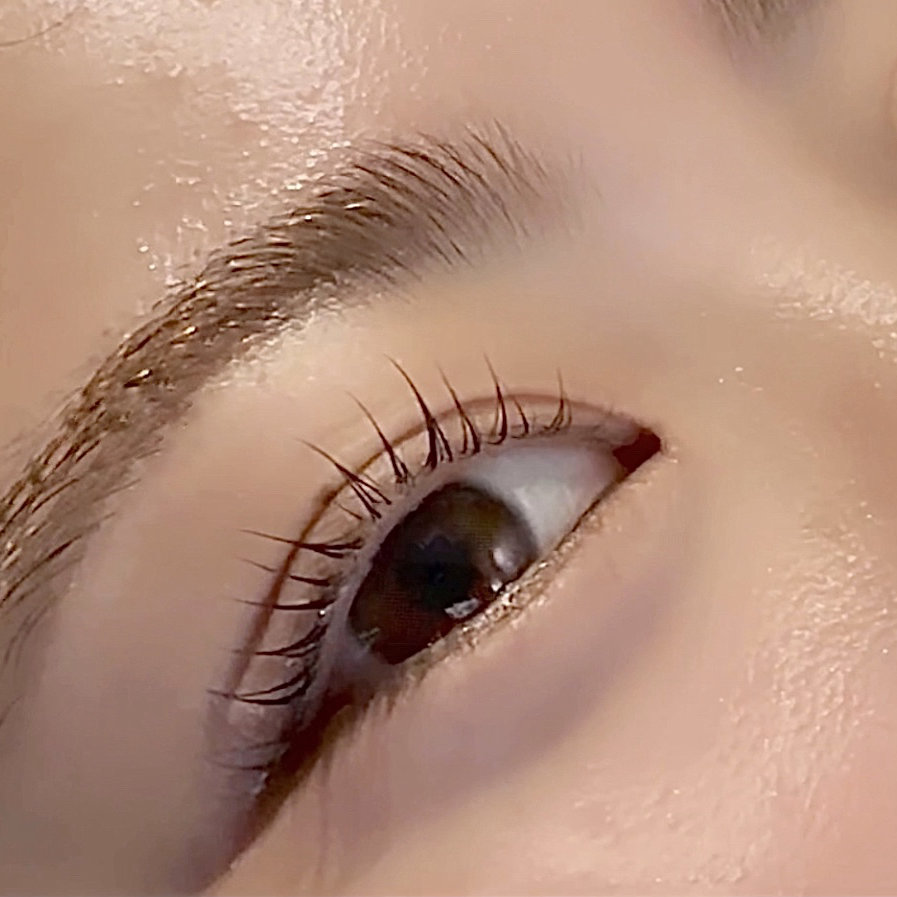 ilo_hitomi