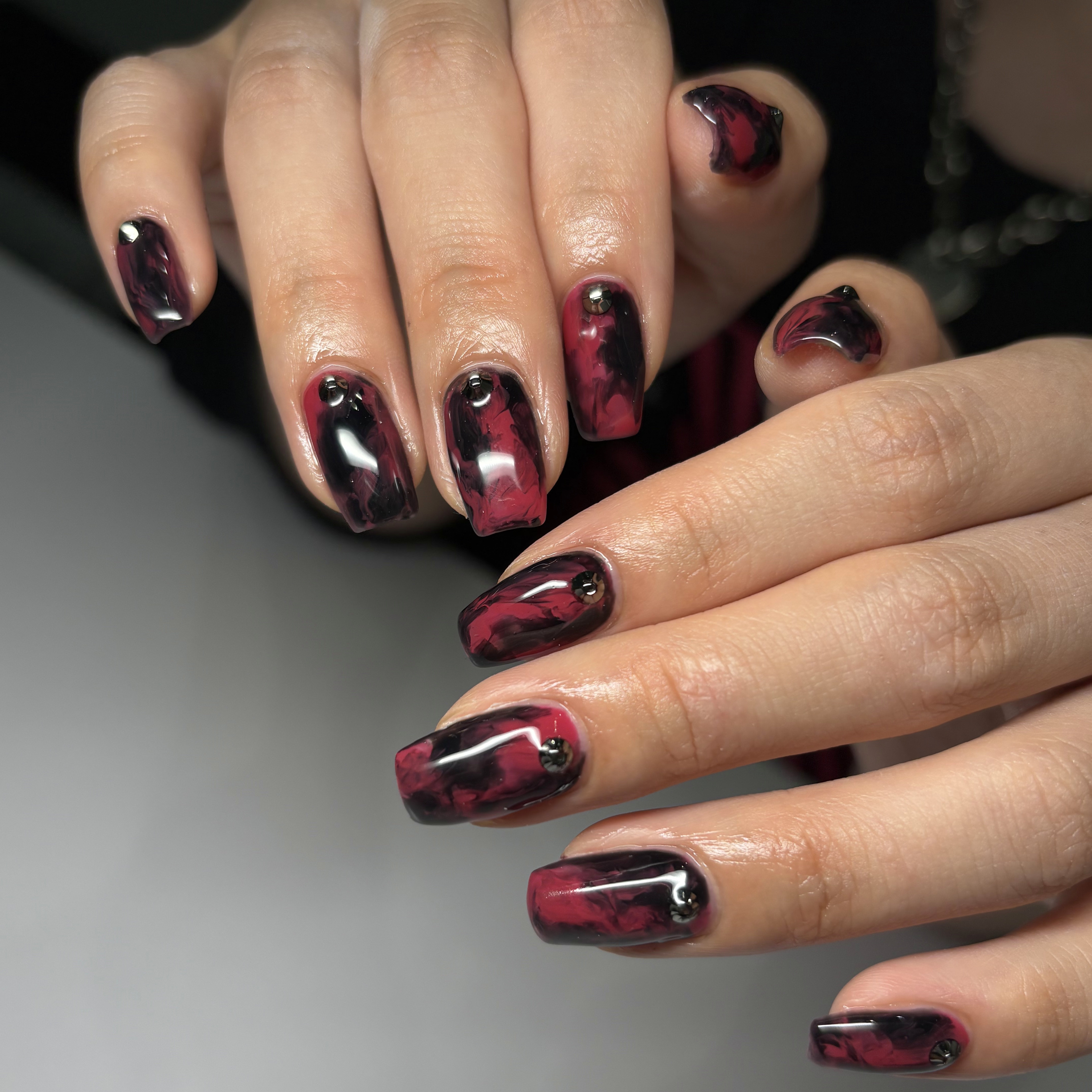 dyana_nails_s
