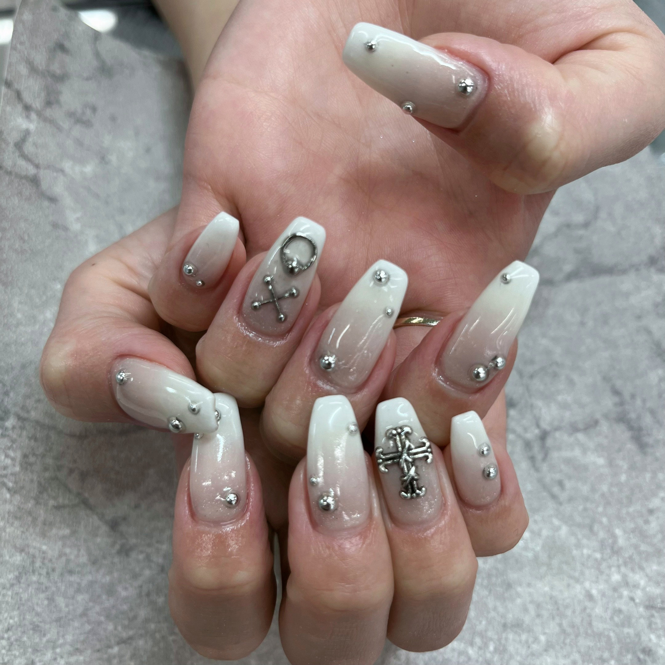 NAIL_11