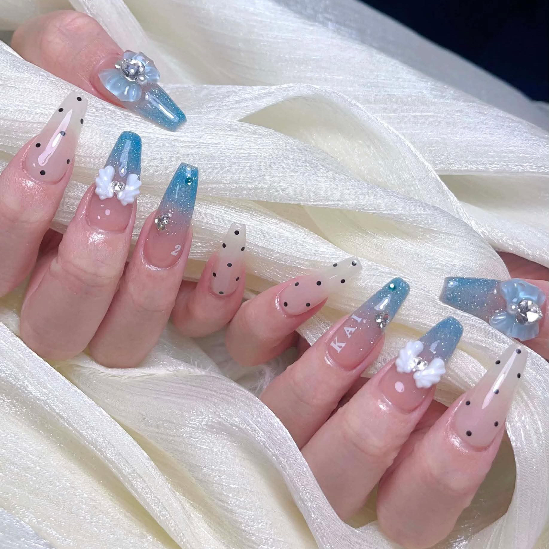 reina_88nail