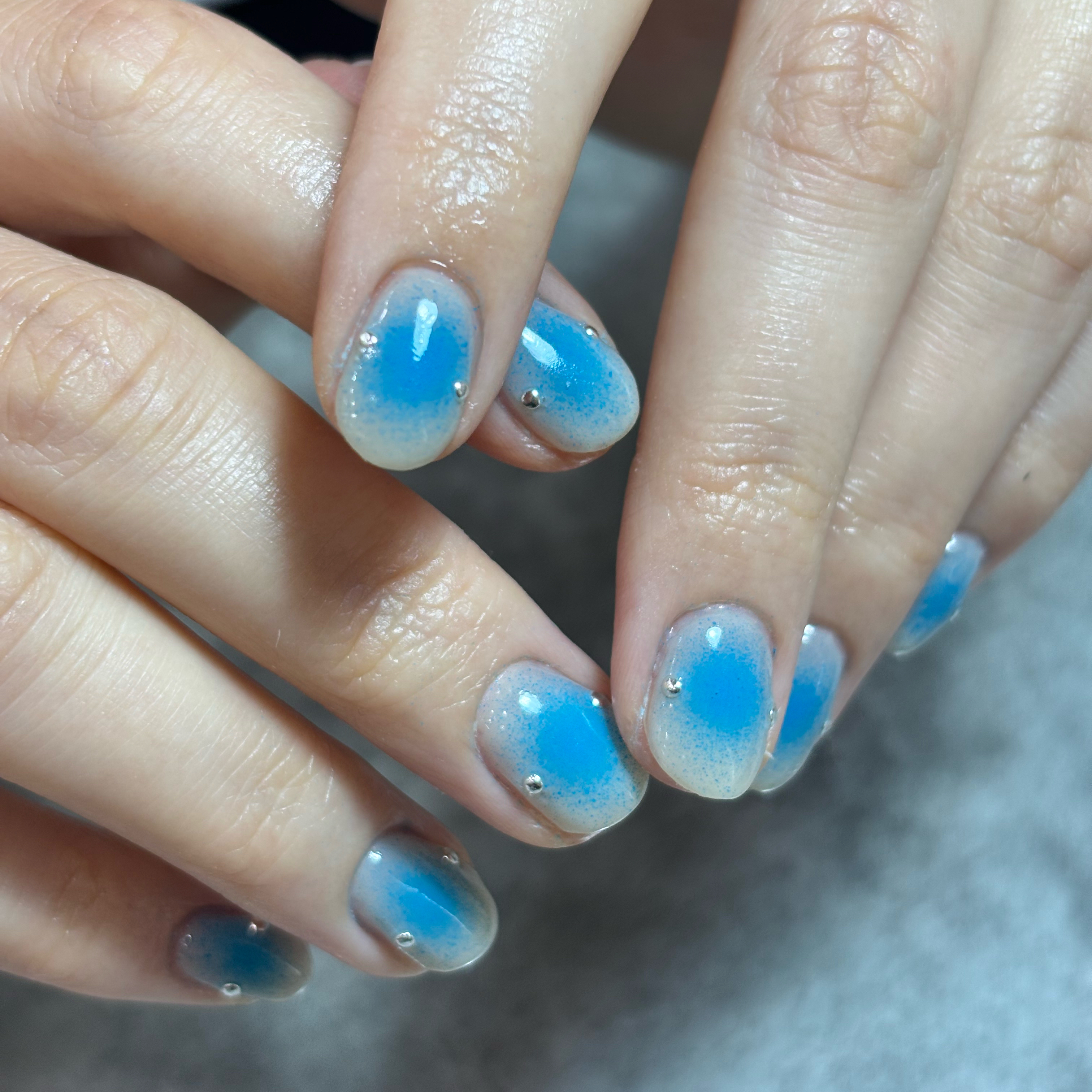 Nail_ayata