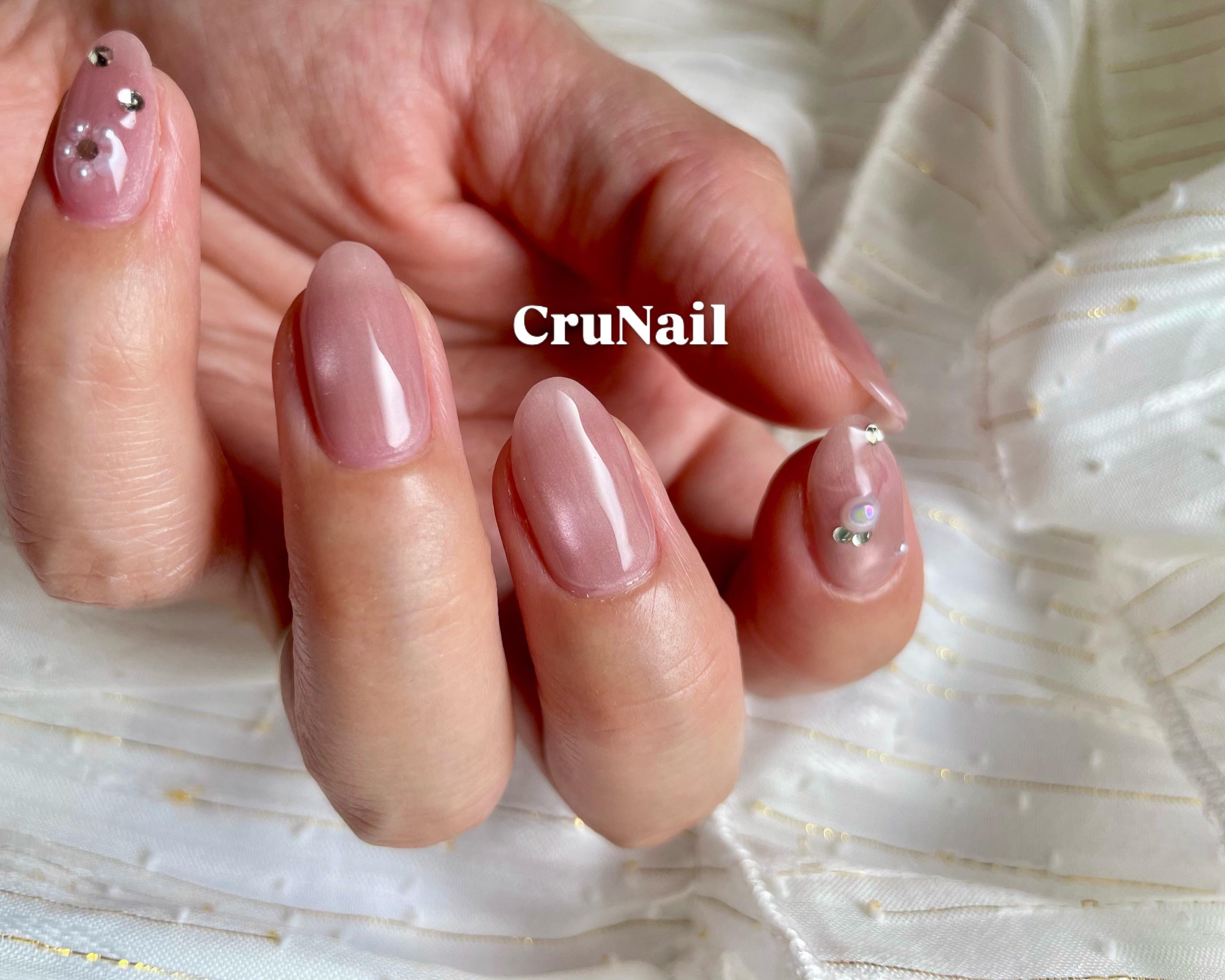 cru__nail