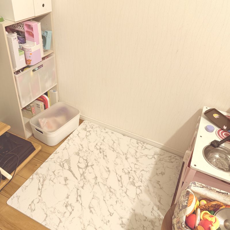 Nail Room LINO