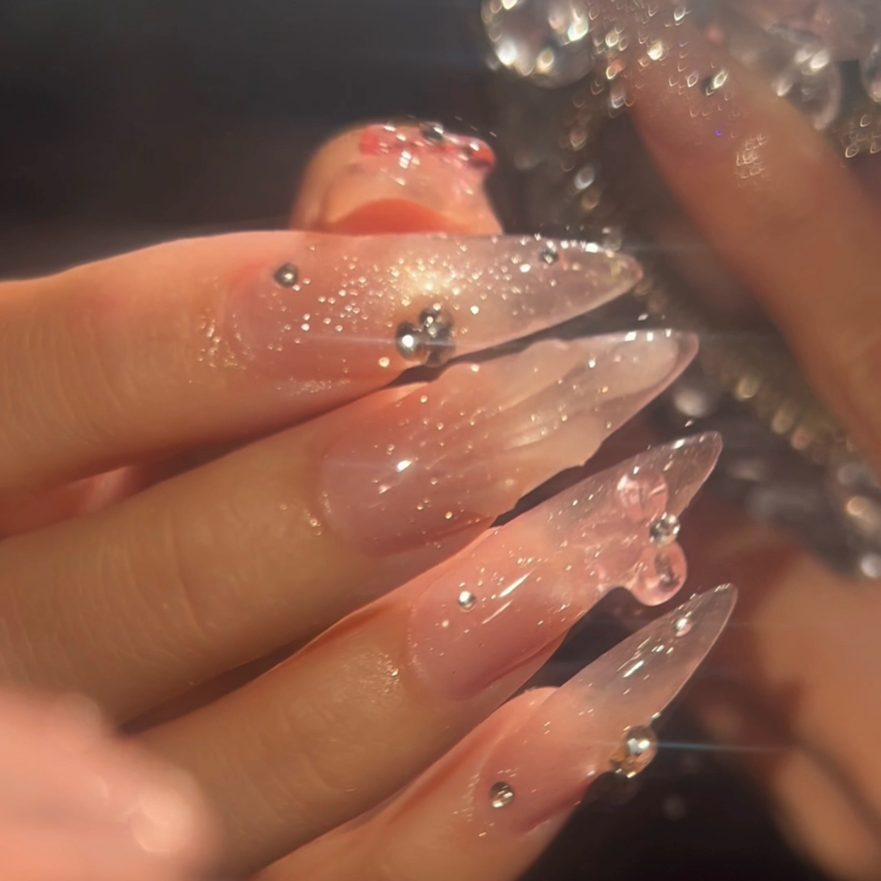 MOMO_NAIL.357