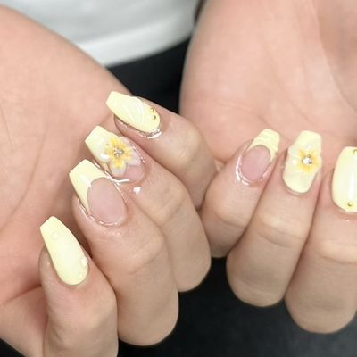 【長さだしデザインネイル】◎ケア/オフ込み アート4本
