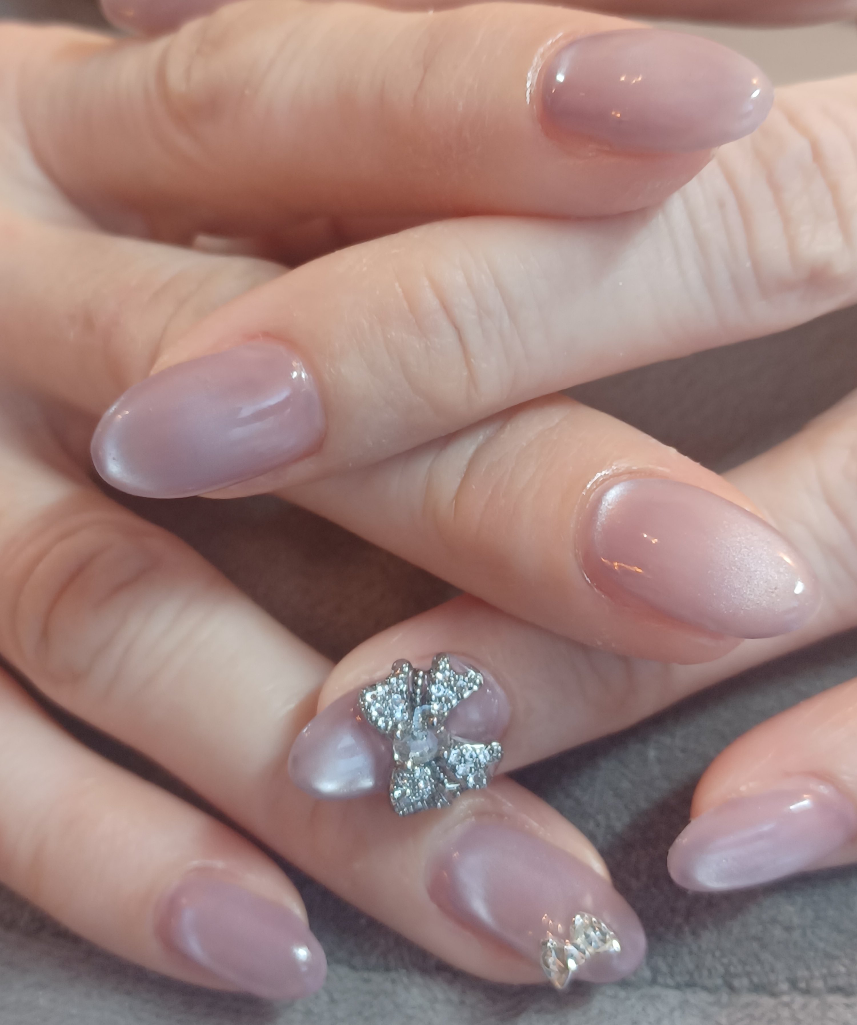antique.nail