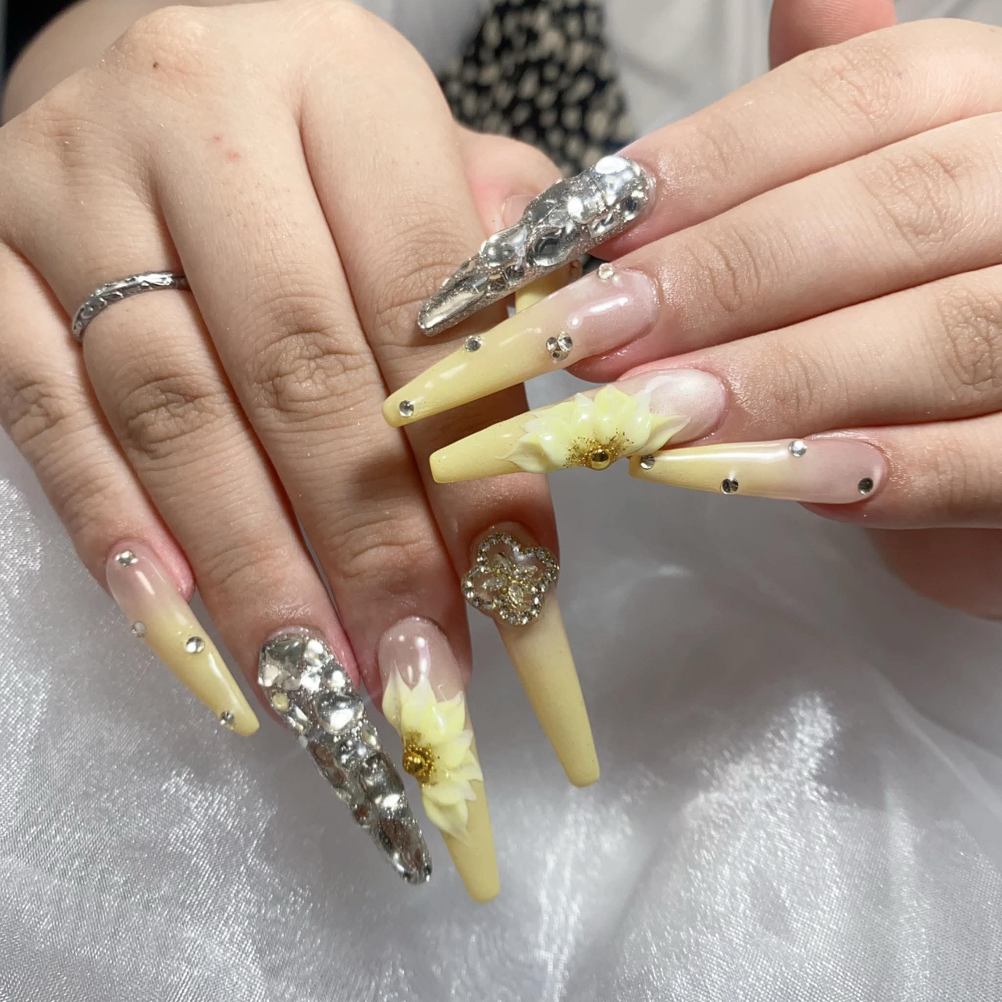 dieunail