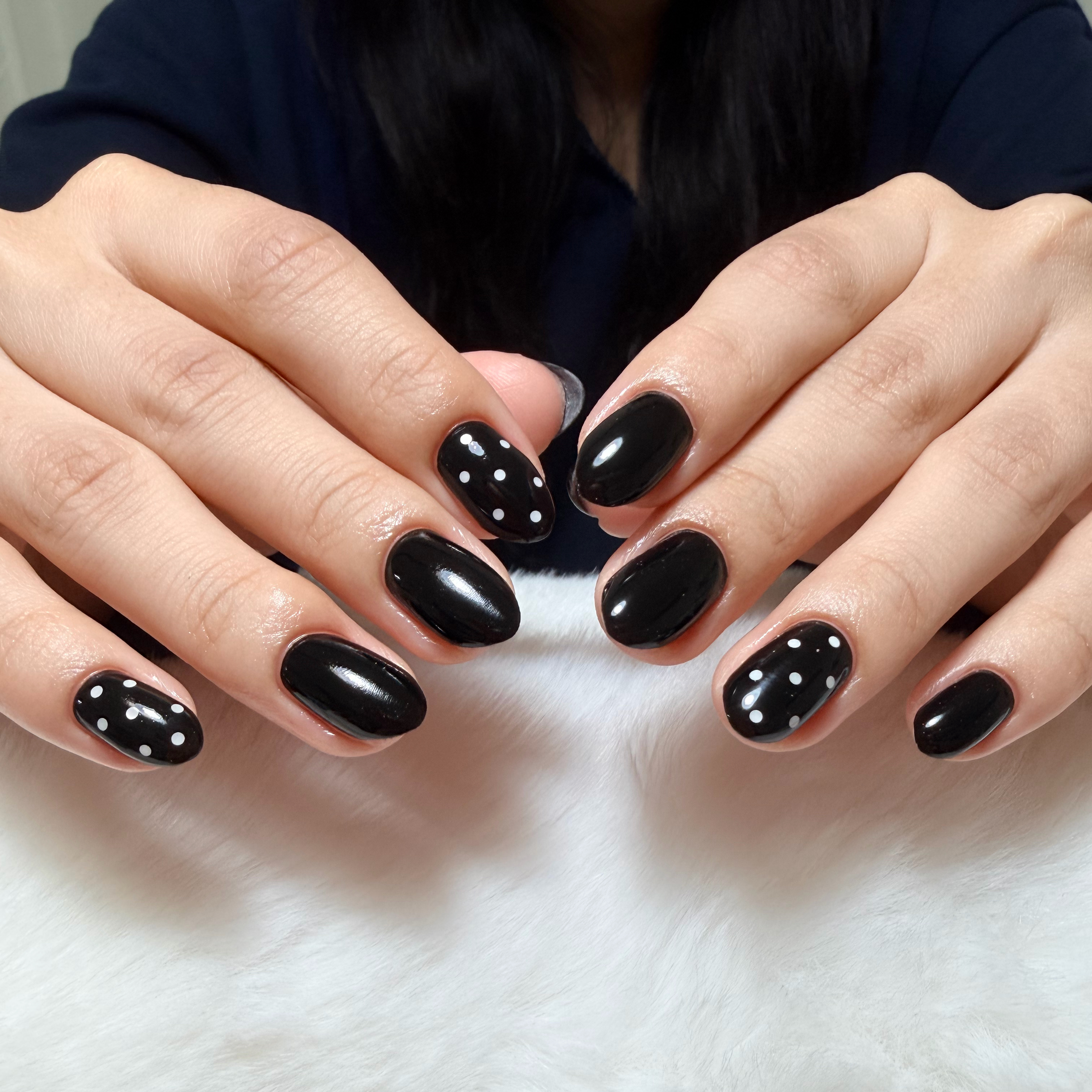 Mio__nail