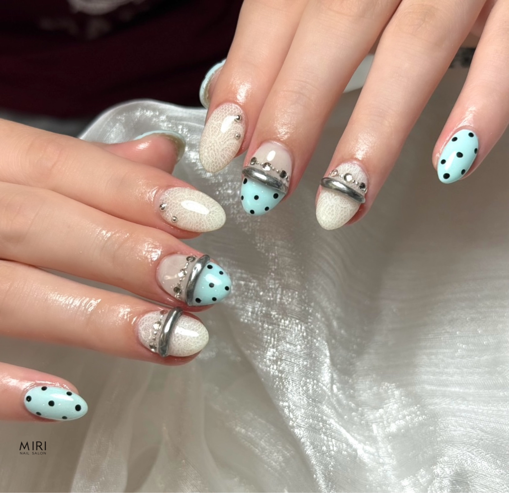 MIRI_NAILSALON1