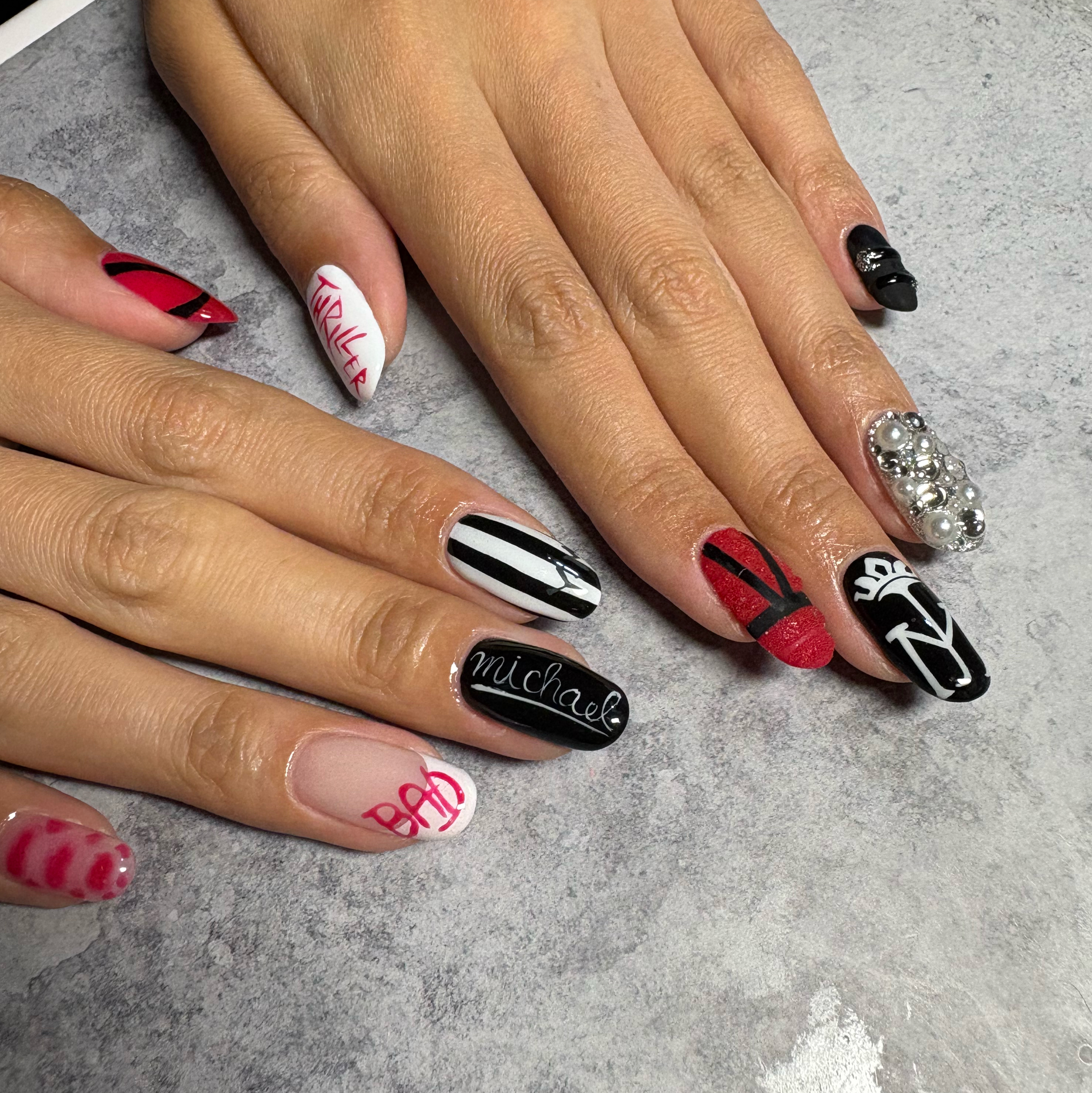 ..ada..nail