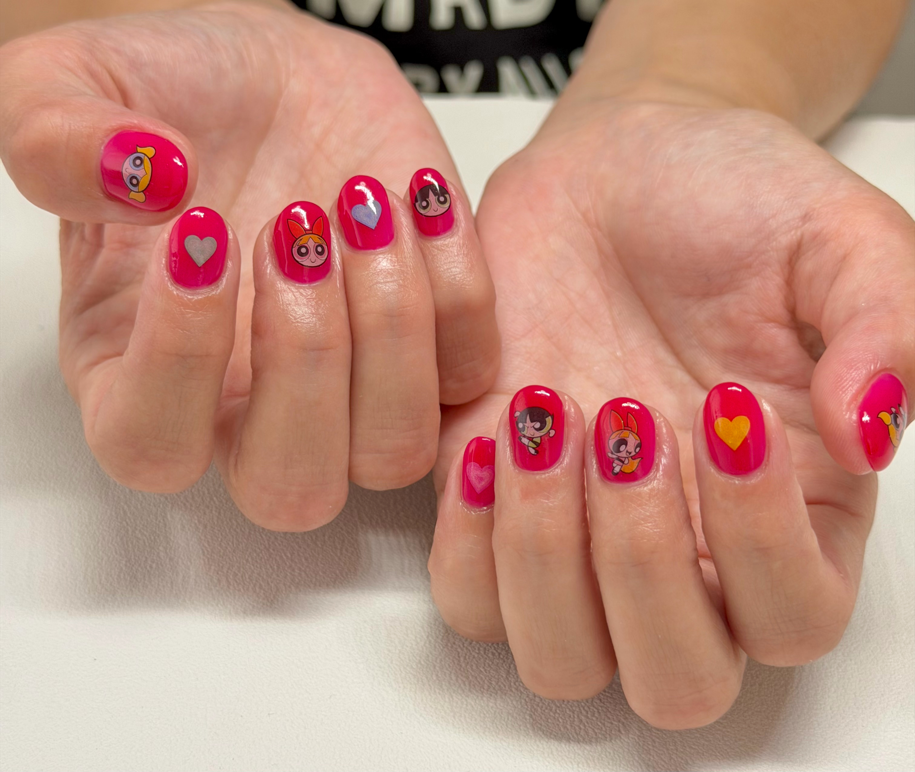 Nail__Lino