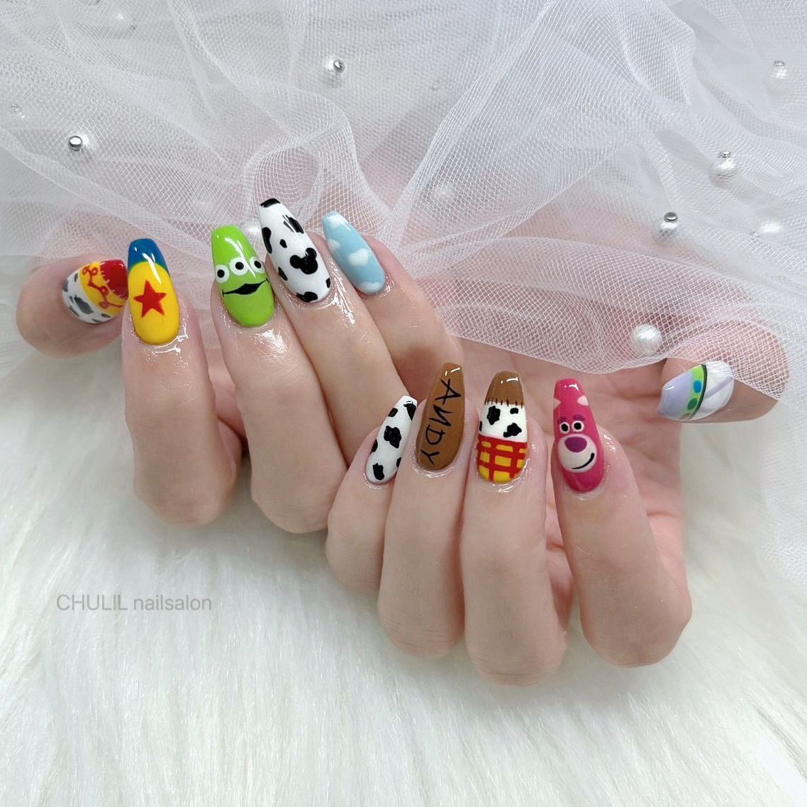 chulil_nailsalon