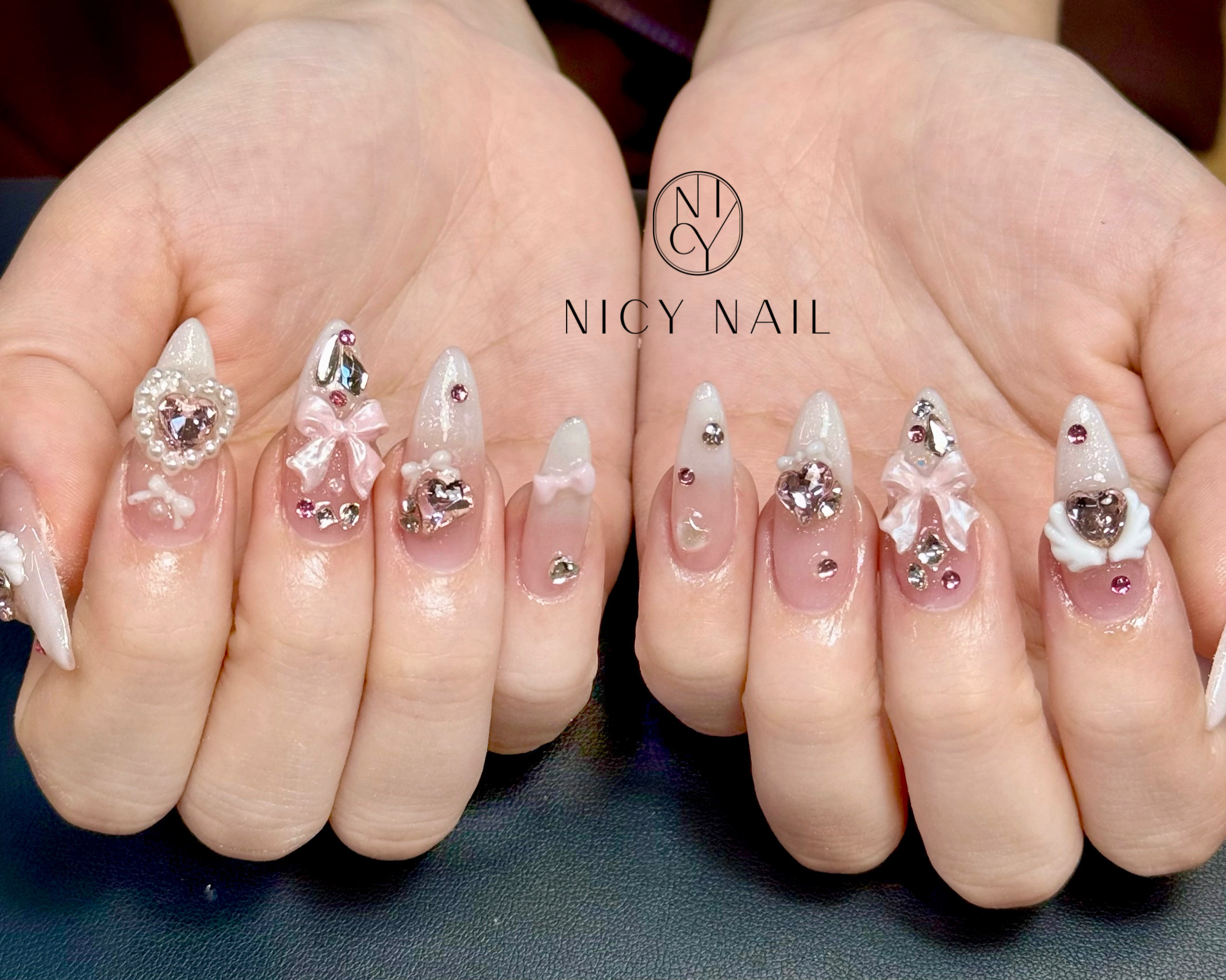 Anna_Nicy