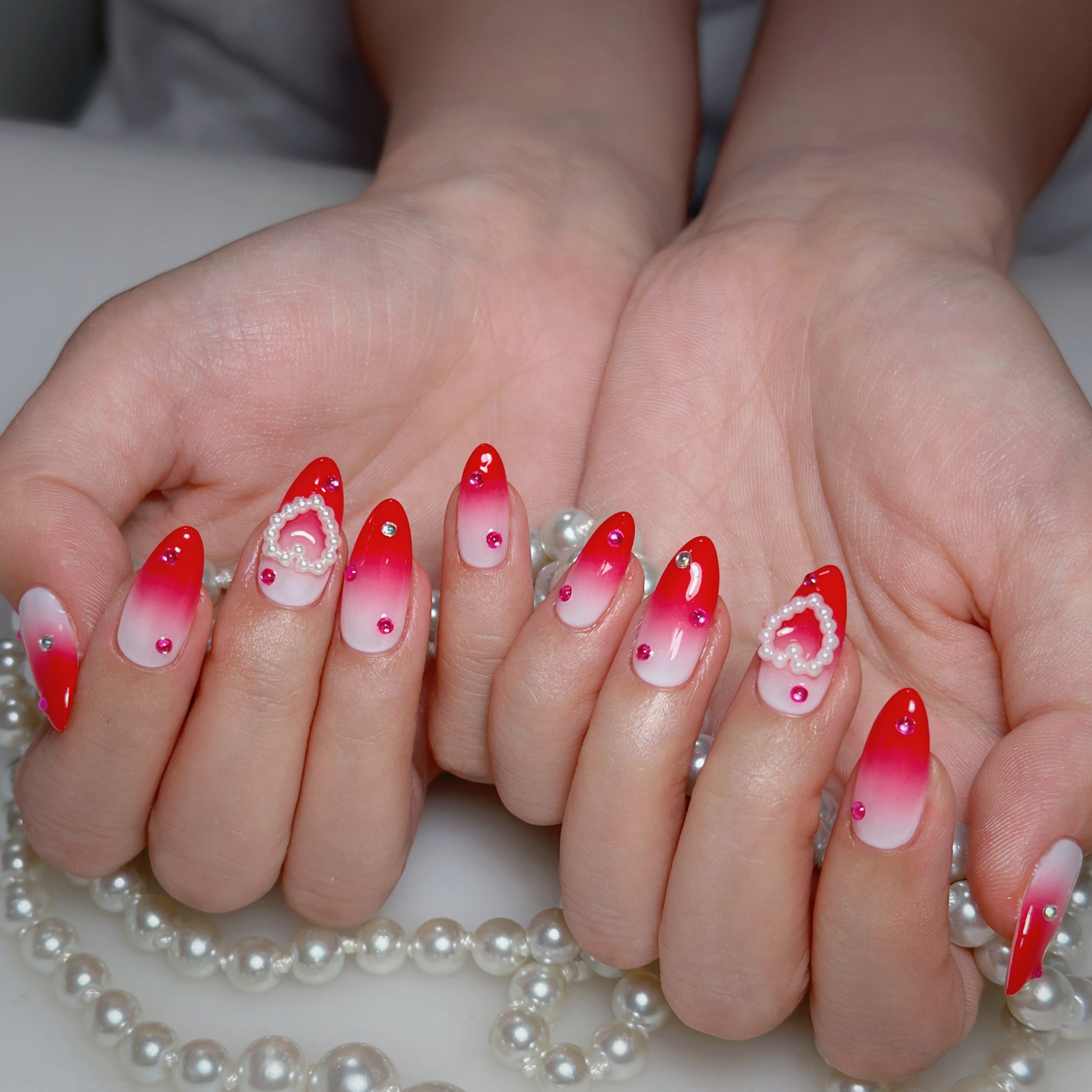 thumbs.up.nail