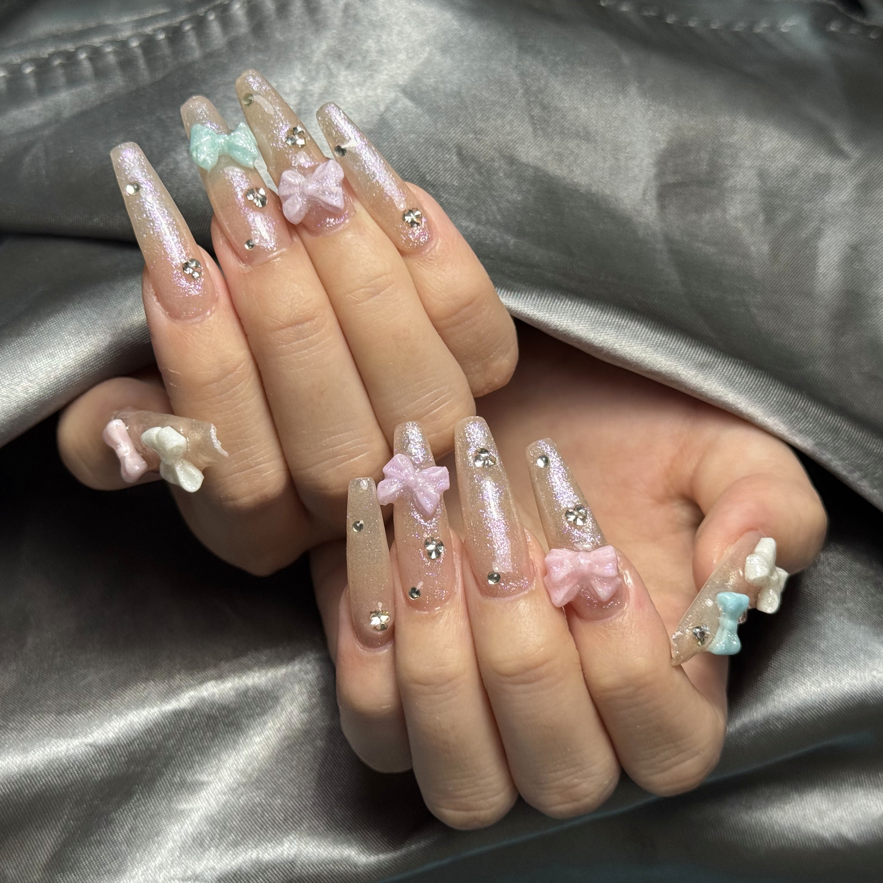 LEELA_NAIL