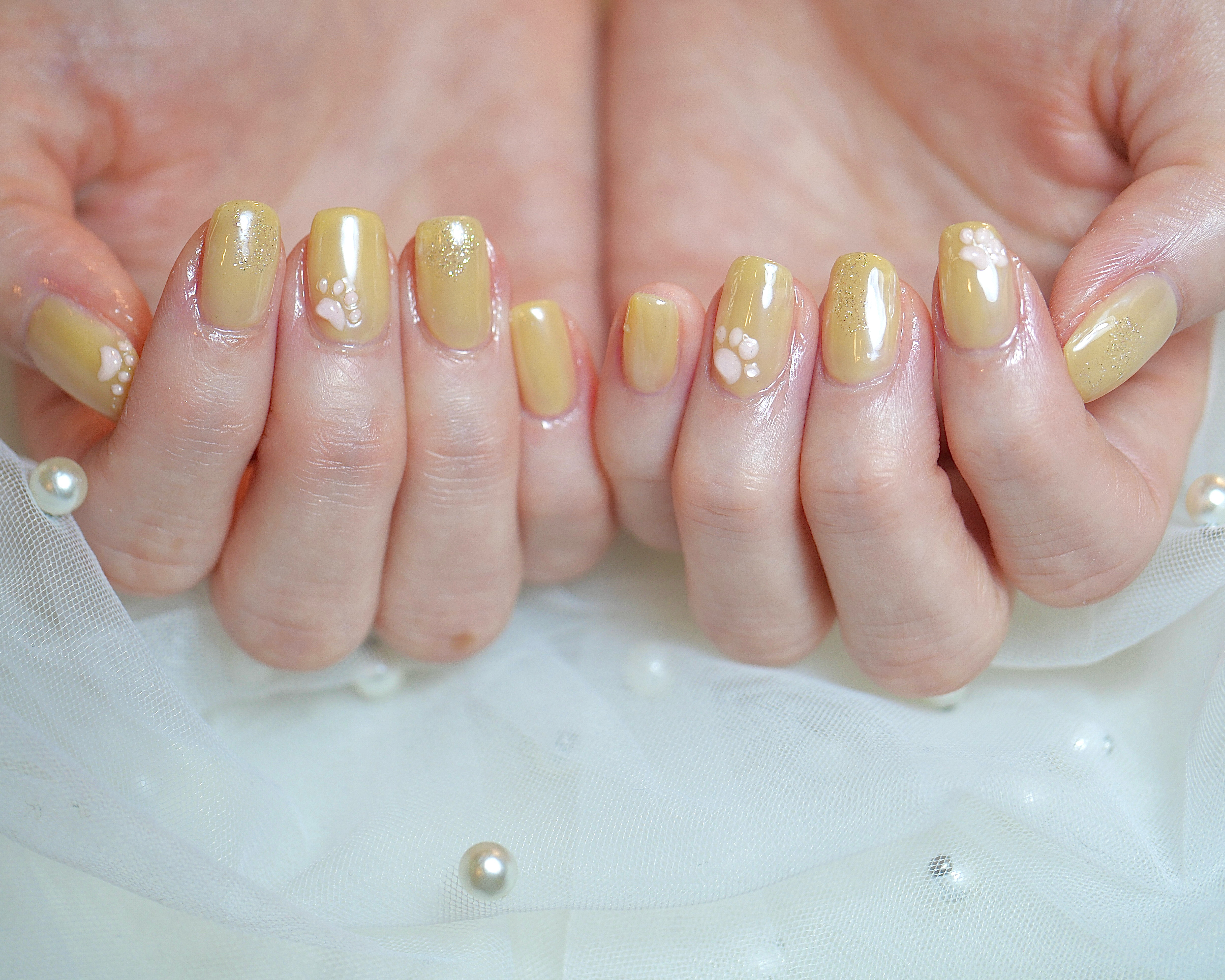 Y_nail...