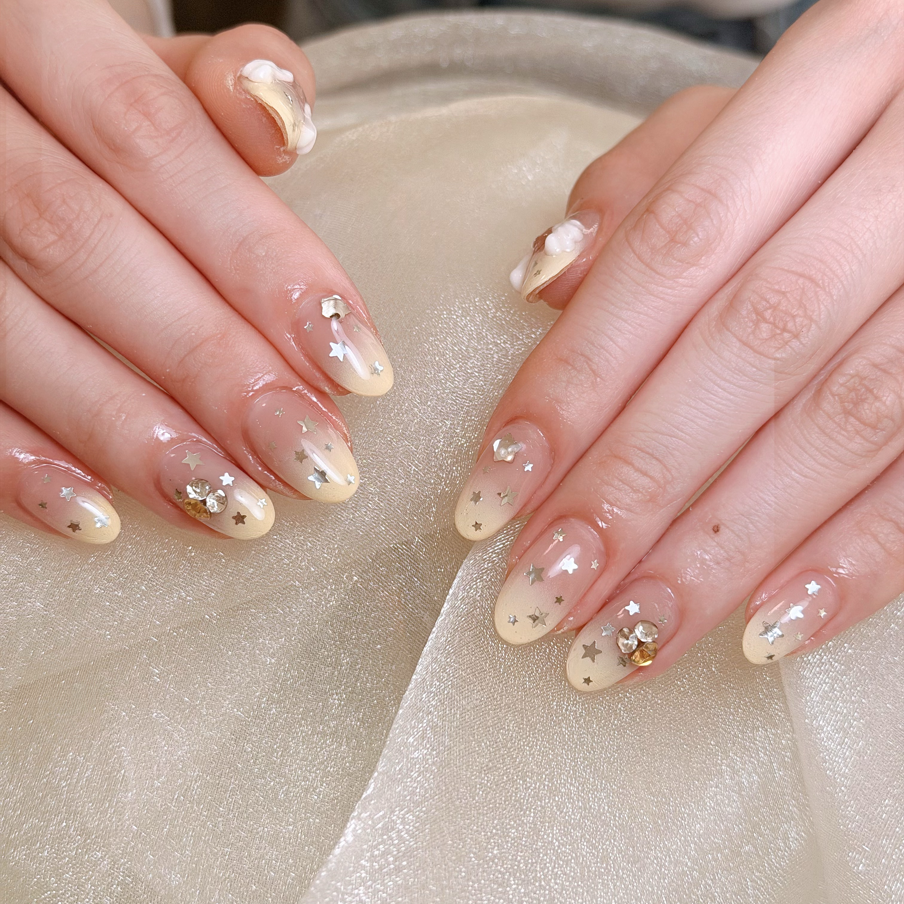 Ublue_Nail