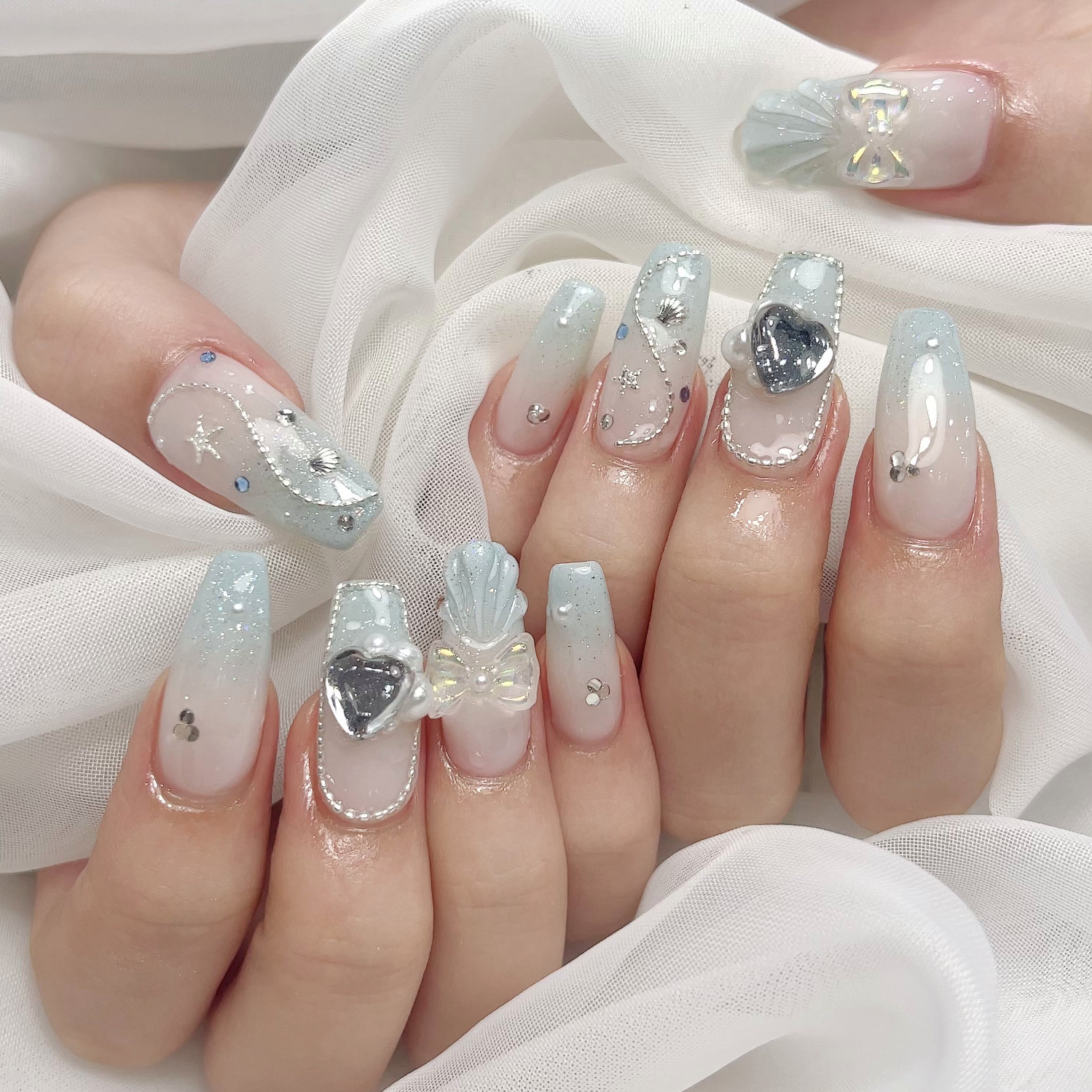 Redispe.nail_noura_Funato