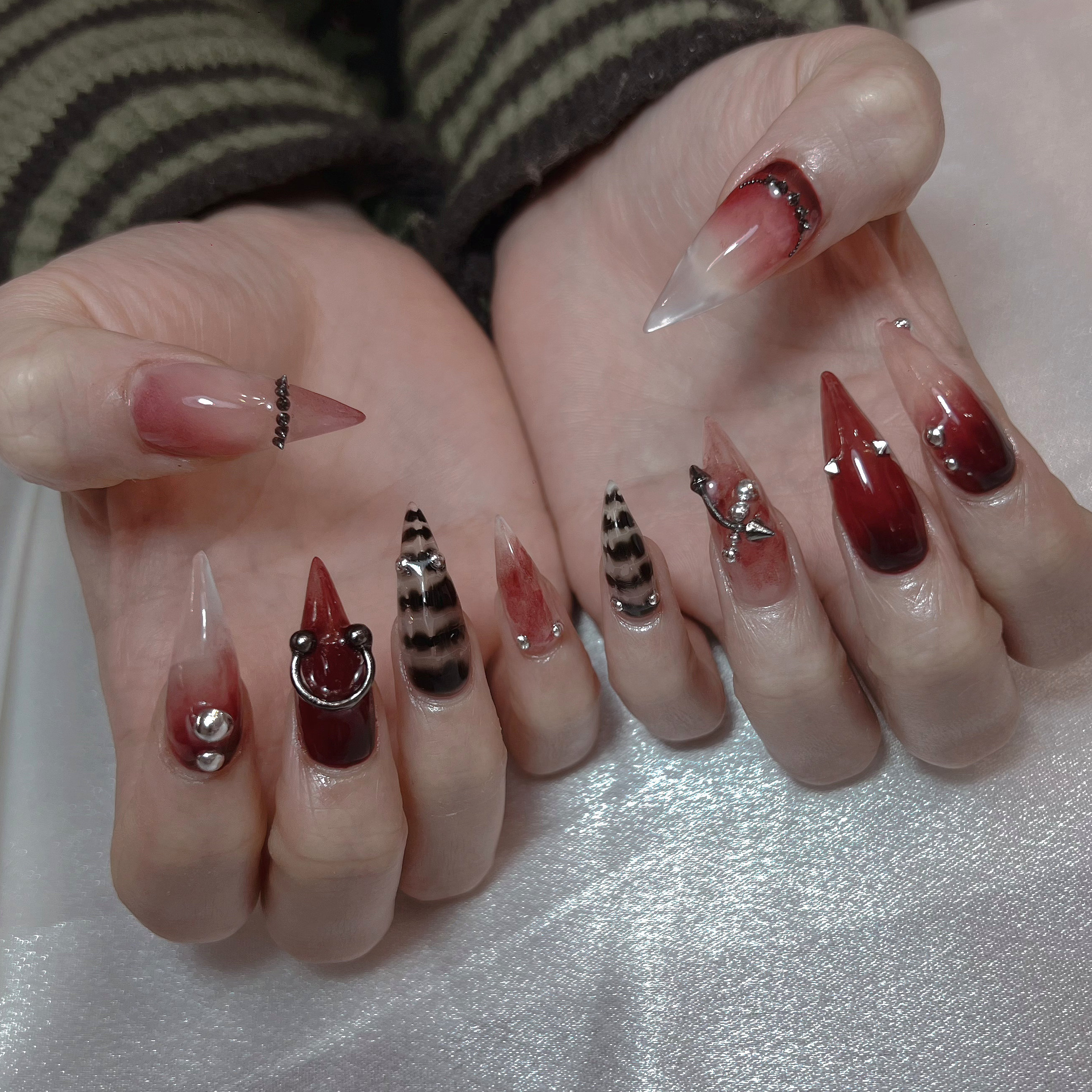 ANGEL_Nails