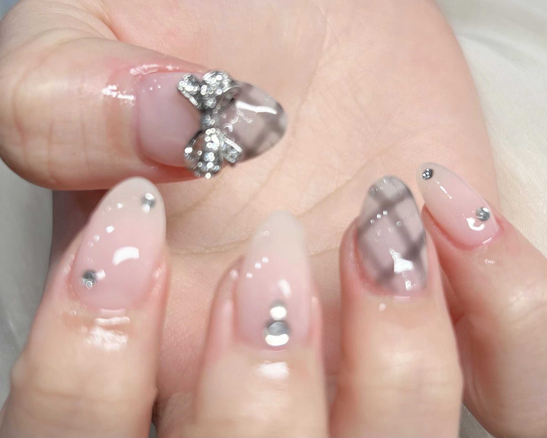KINNAILSALON