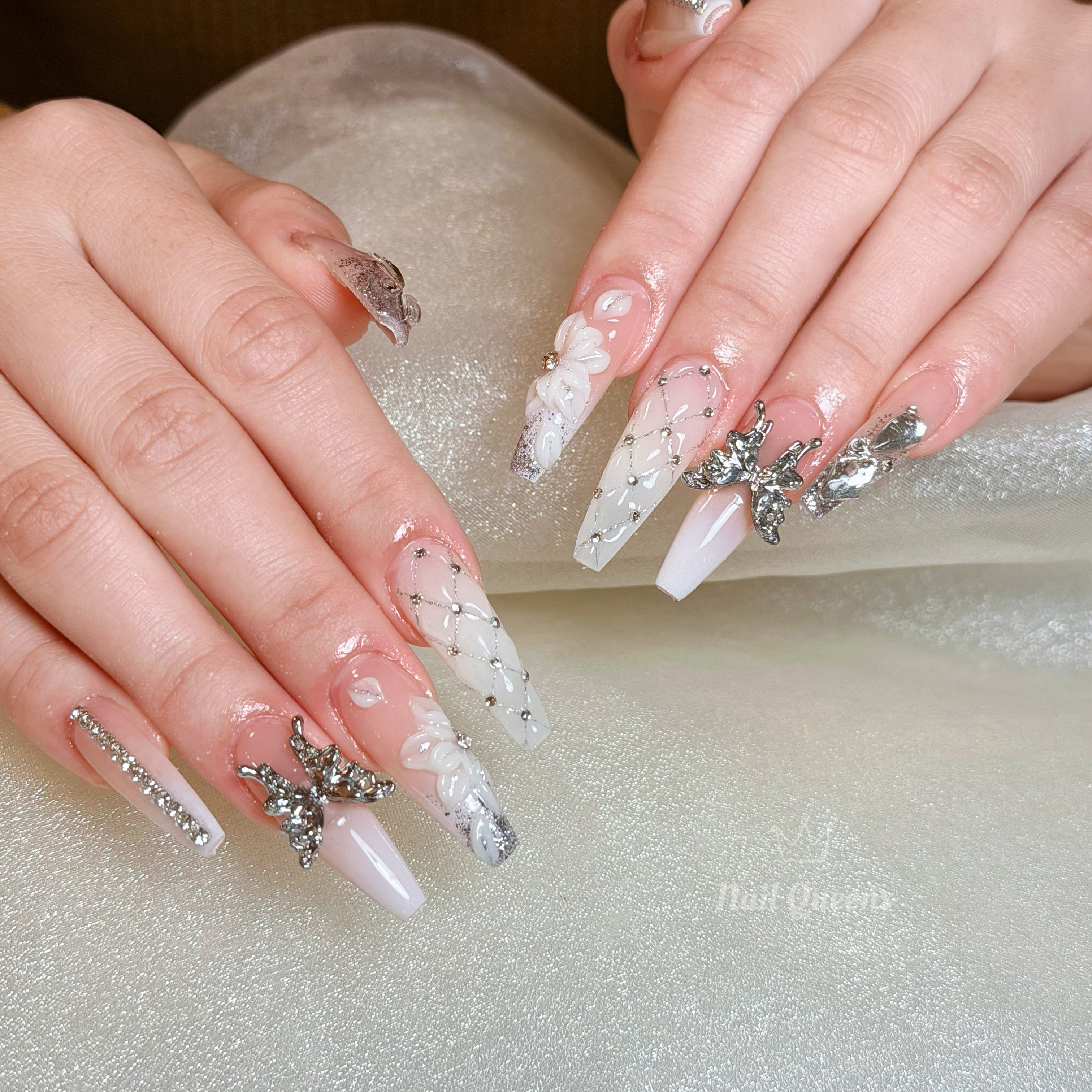 Ublue_Nail