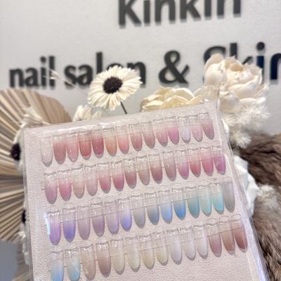 チークorカラグラデーション・長さだし10本ꔛ‬♡🤍