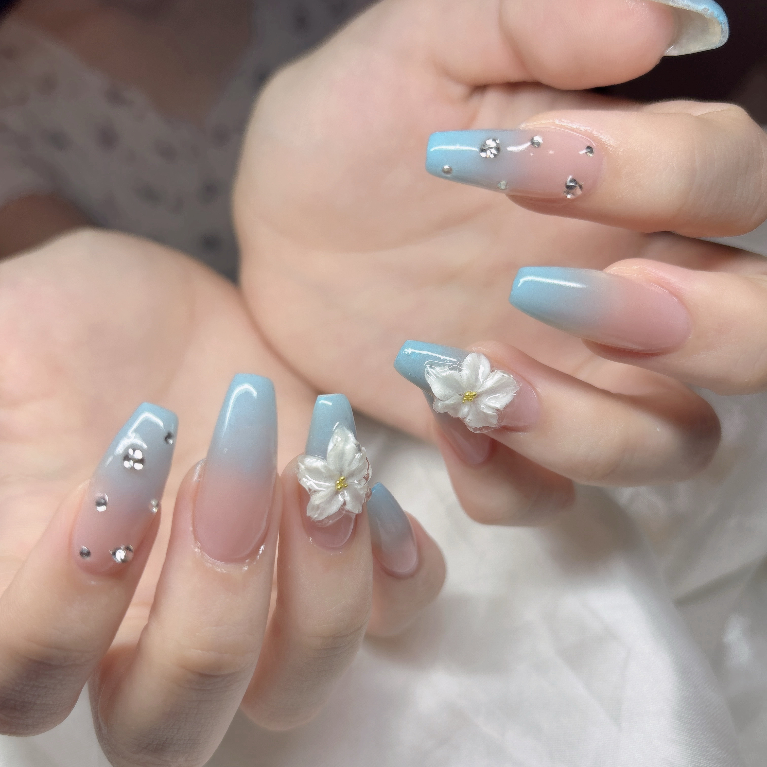 HandS_nail