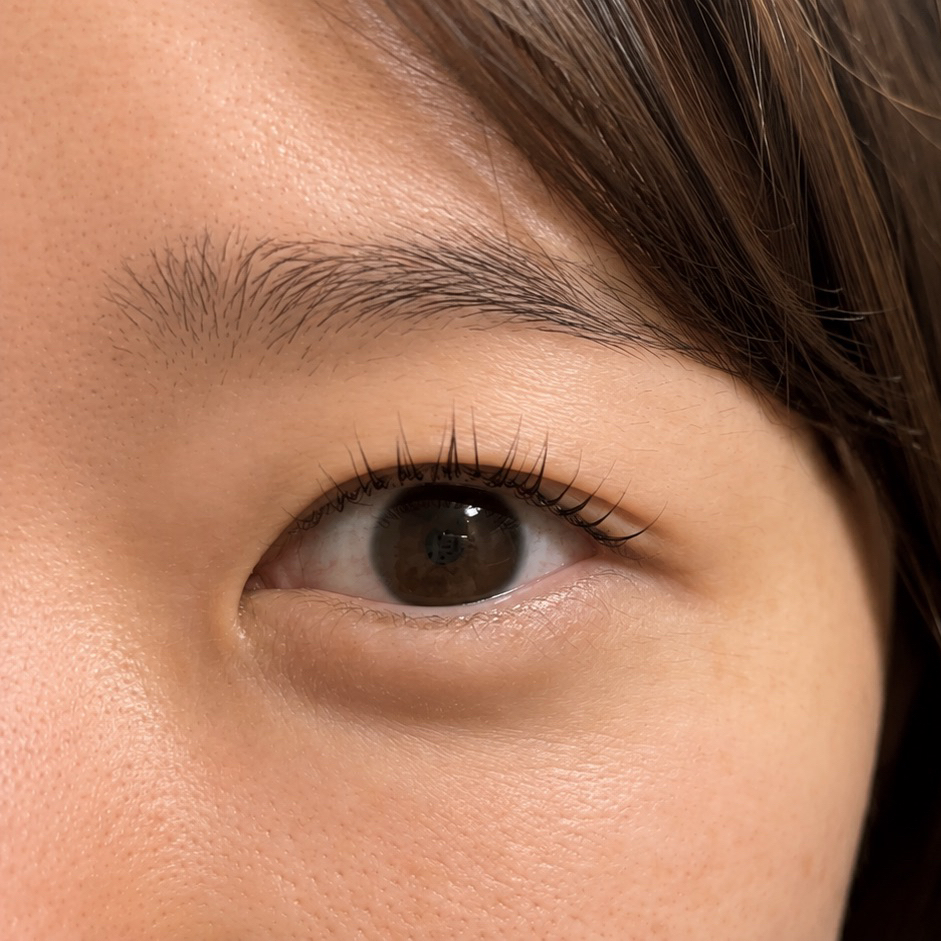 Crown.eyelash