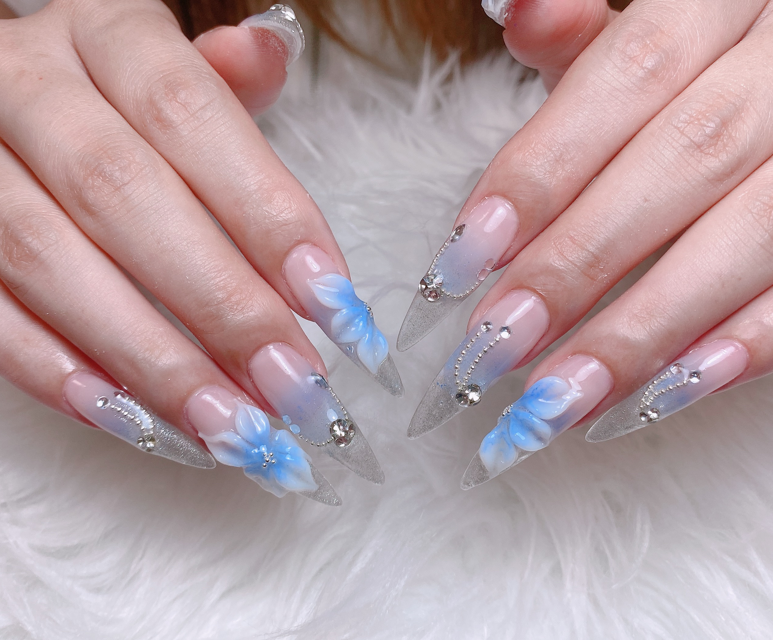 rei_nail1