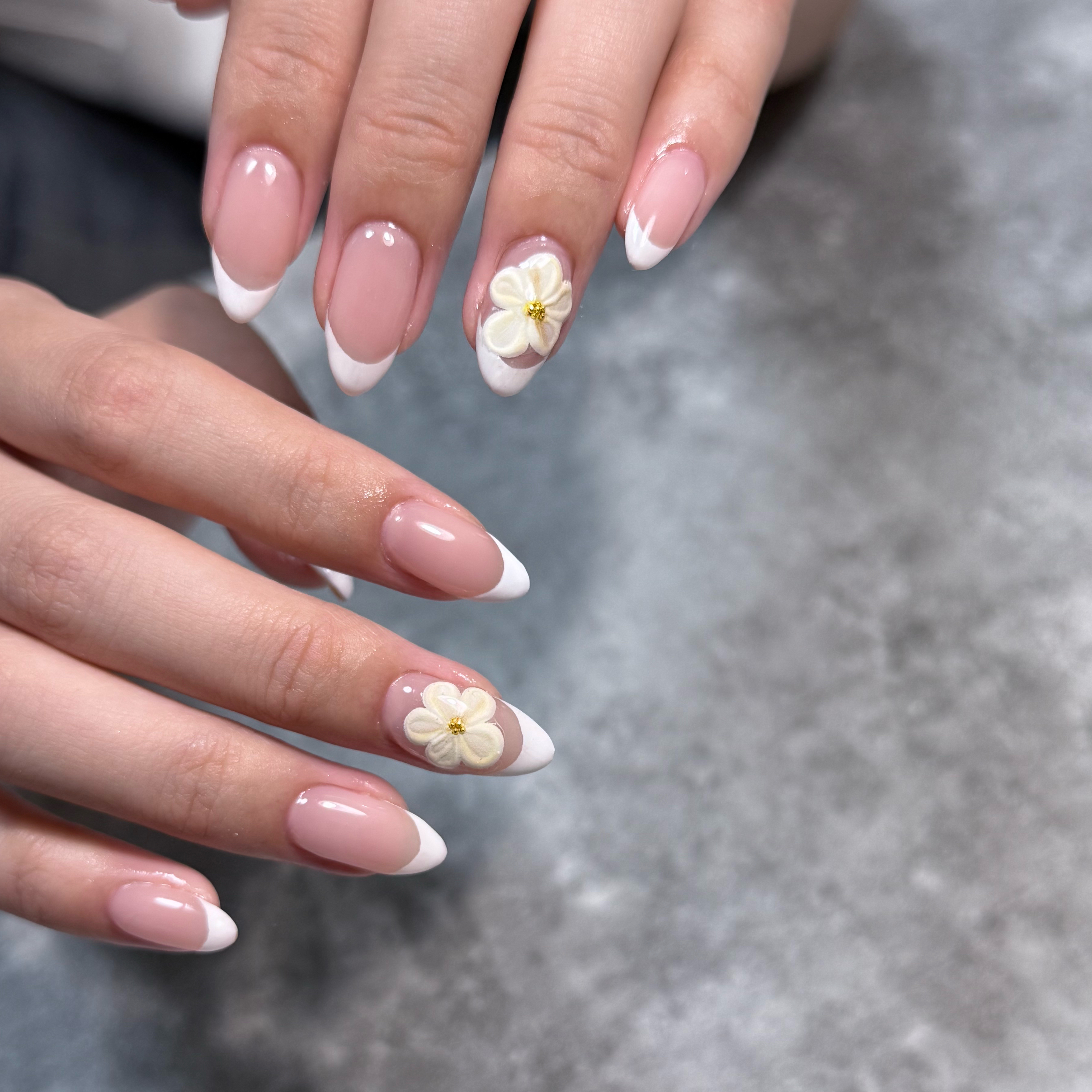 mony.nail_