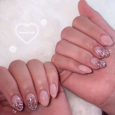 アート4本で指先MAX可愛い💖
オフ無料❣️持ち込み（可）！！