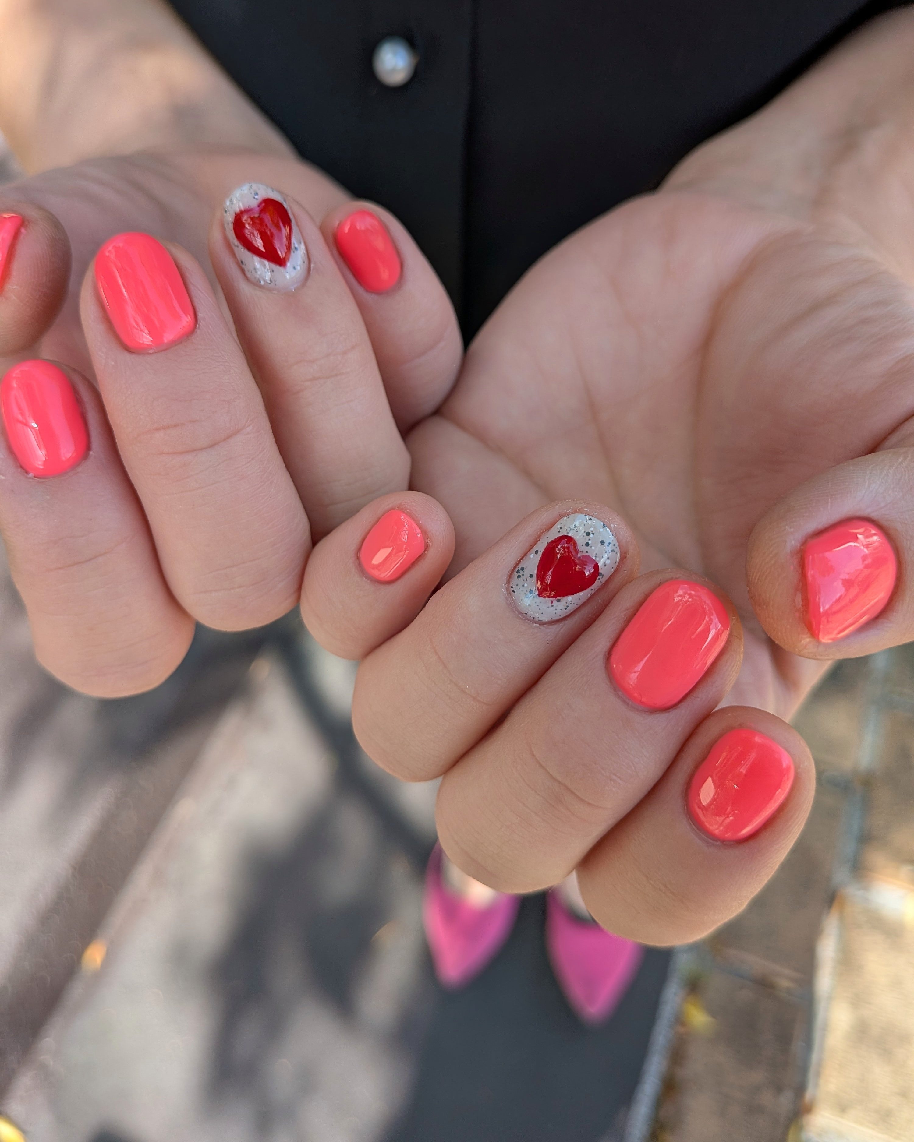 lis.___nail