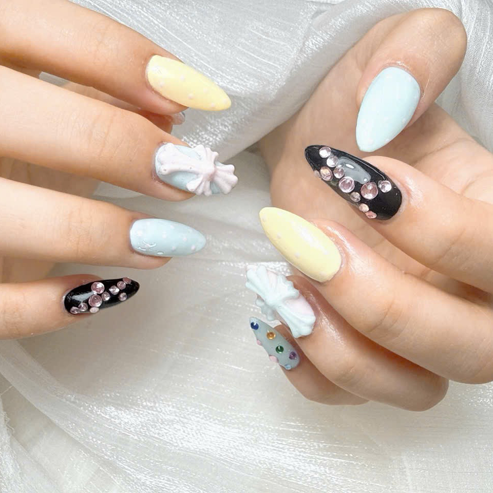 Har02_Nail