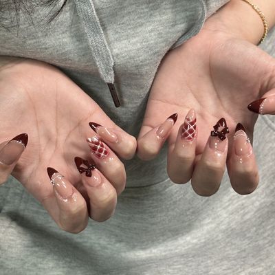 【チップ長さ出し】フレンチxアート4本