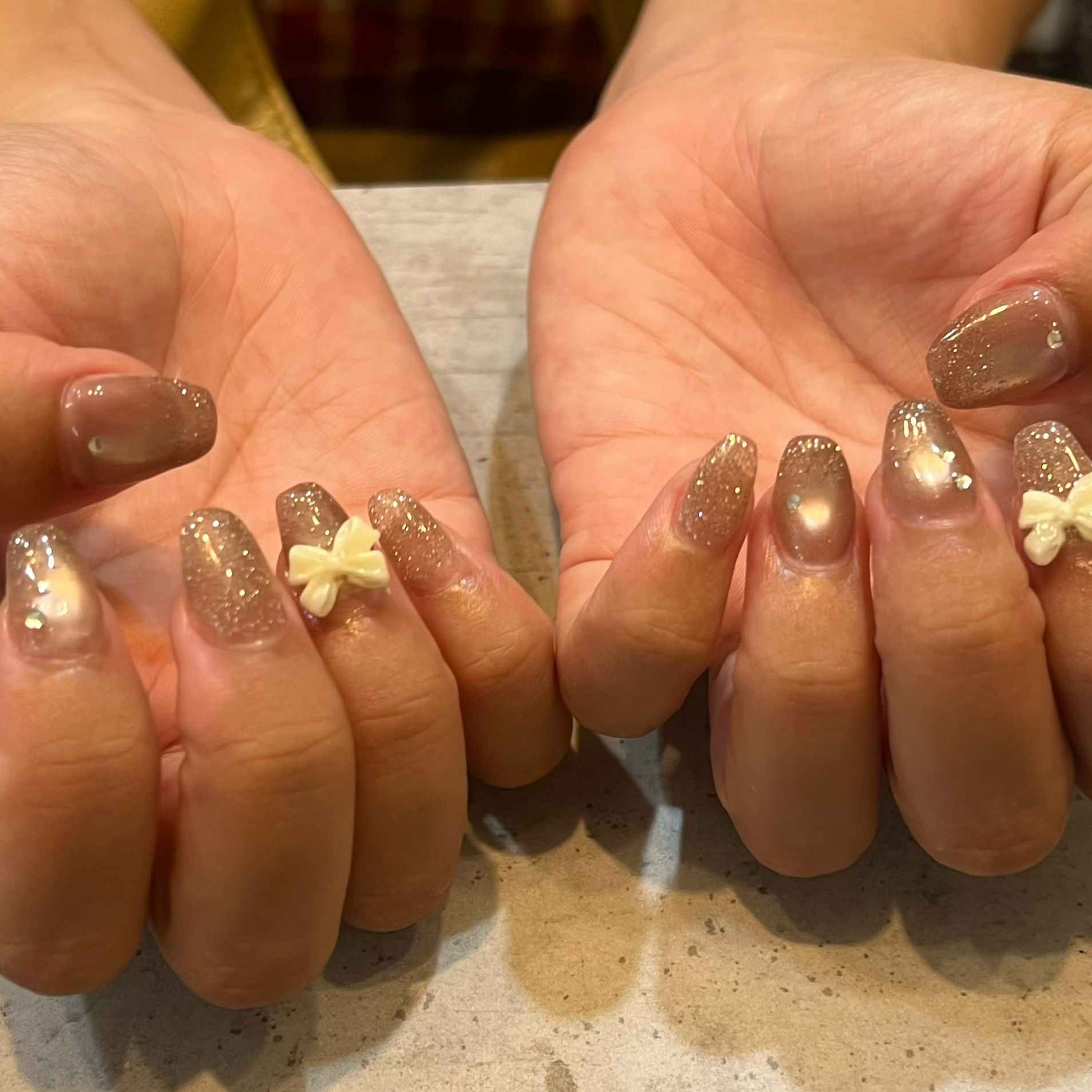 Noa__trunail