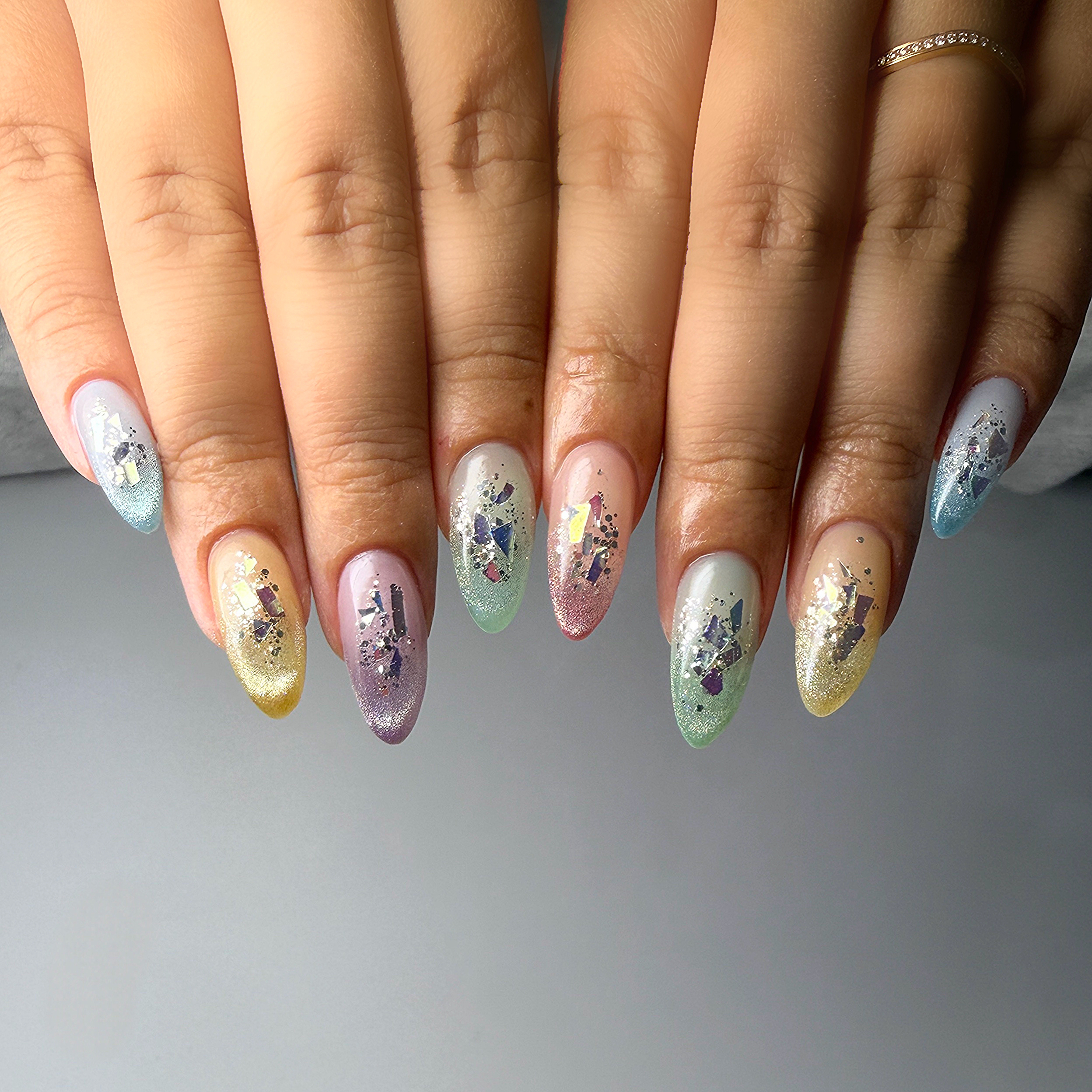 Nails_M