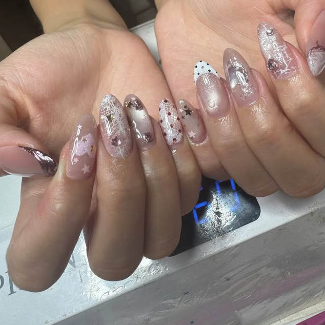 Har02_Nail