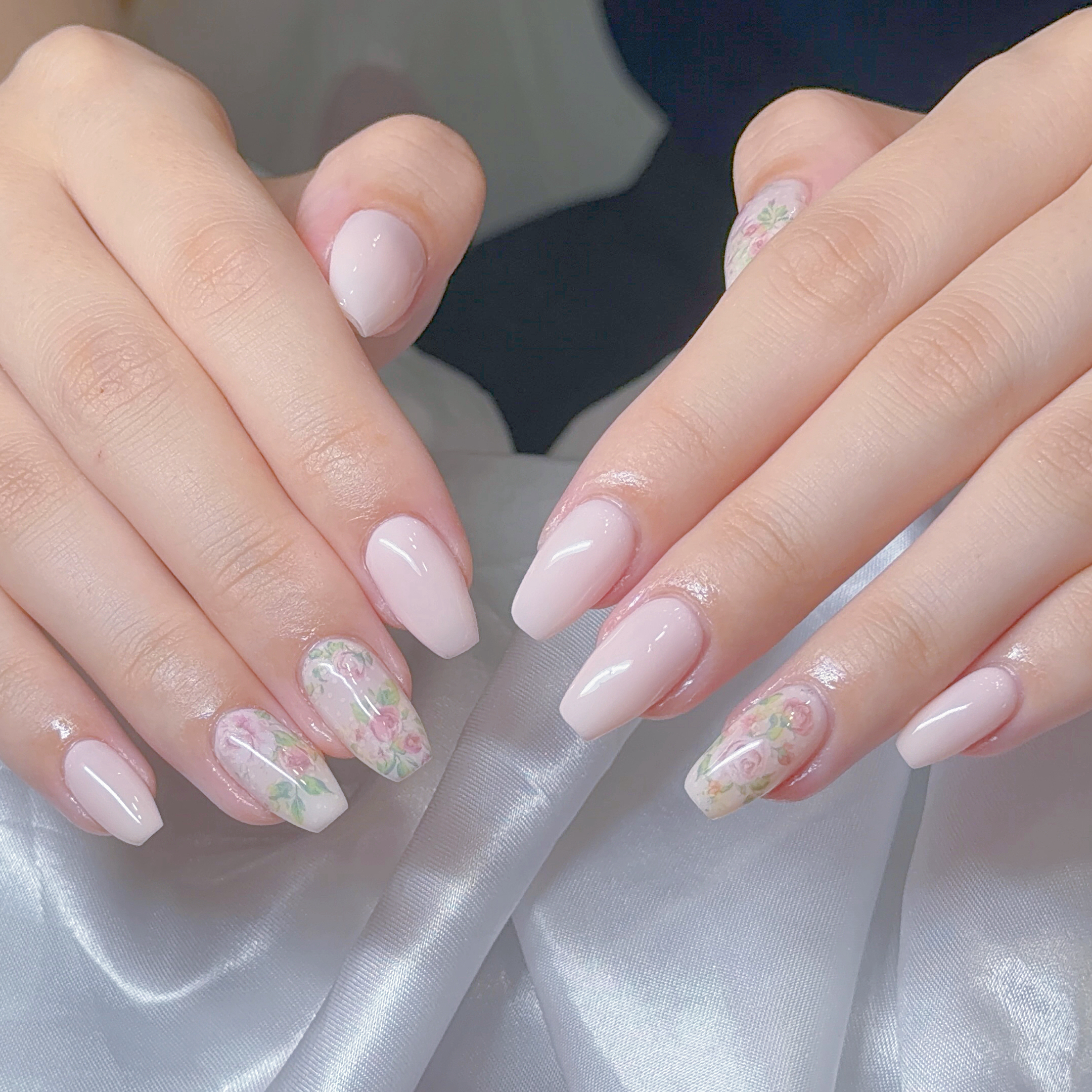 kira.Lilynailstudio