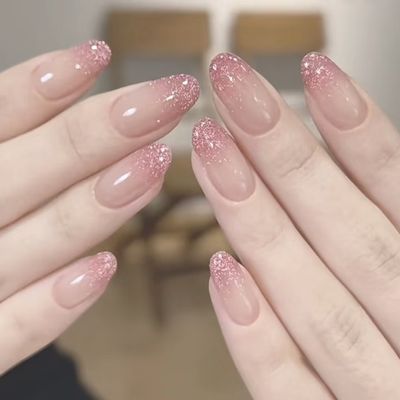 キラッキラのフラッシュグラデーションネイル