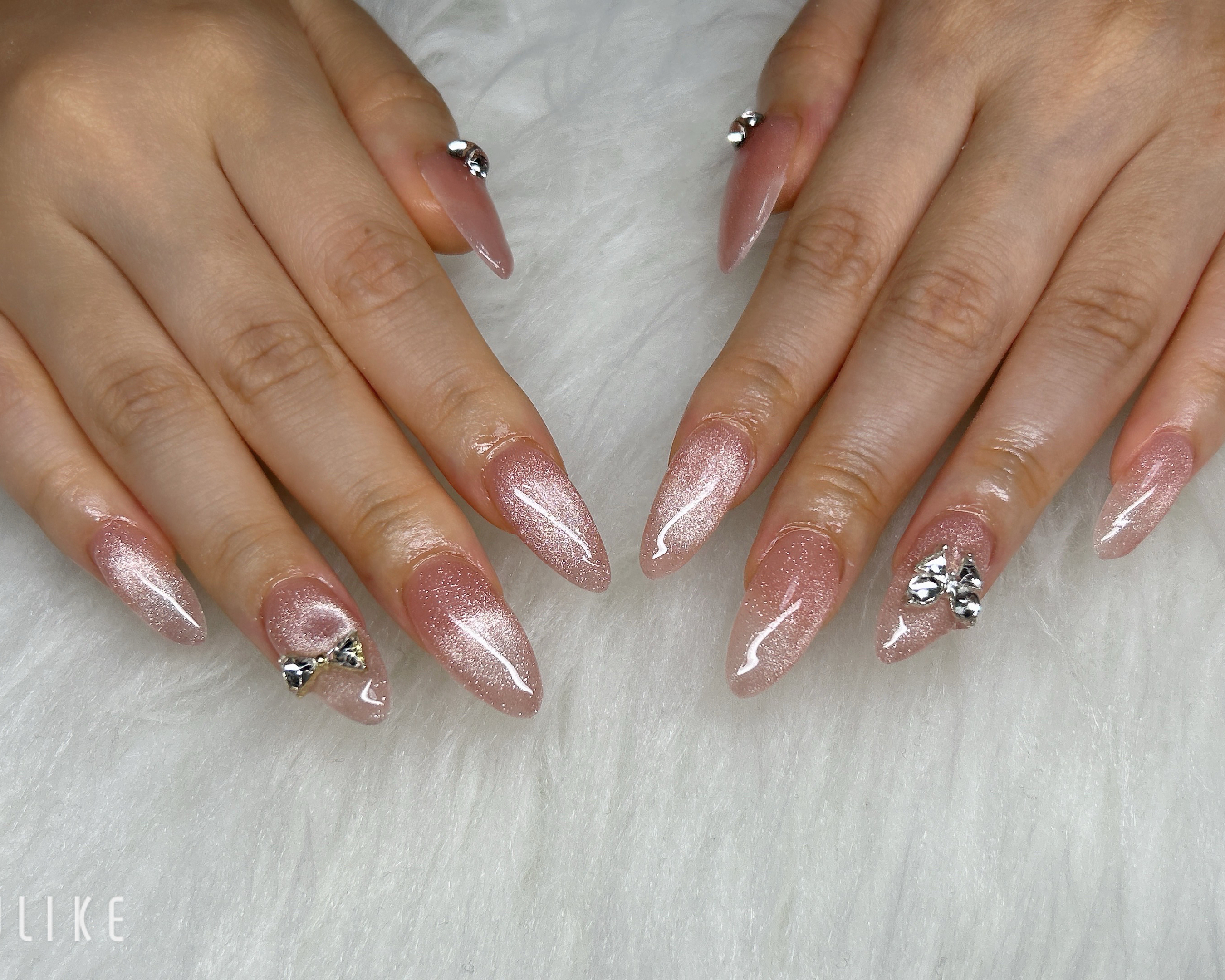 A.anela_nail