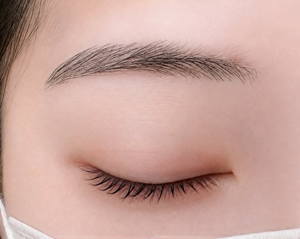 ef_eyelash_riona