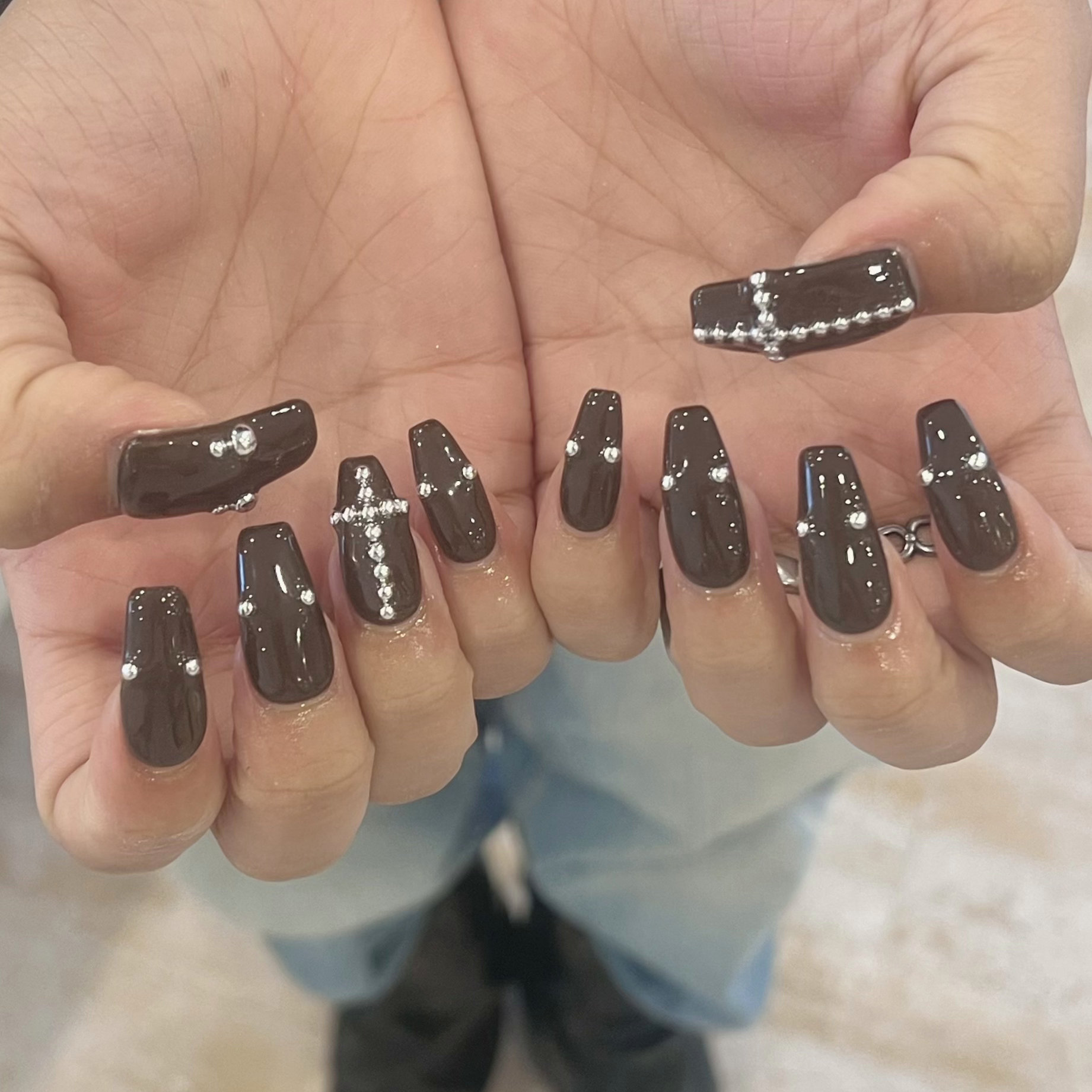 A.rina__trunail